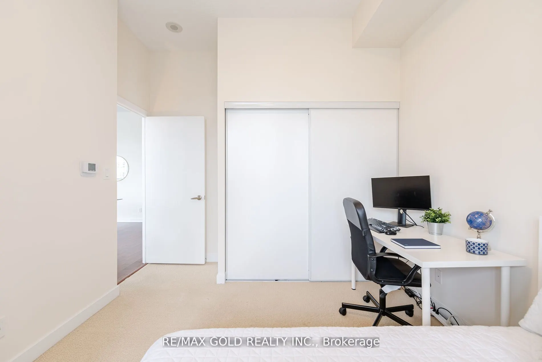 4070 Confederation Parkway, #607