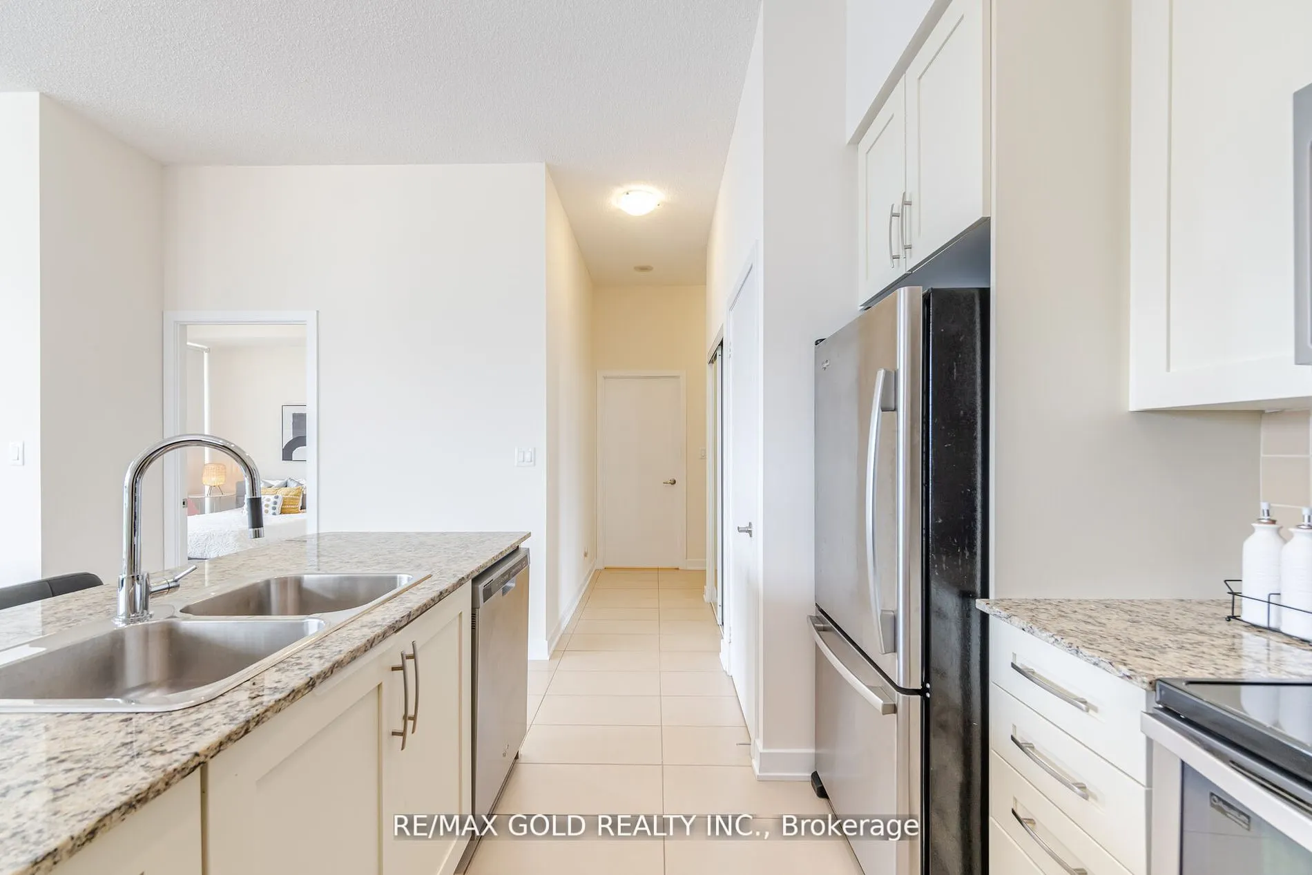 4070 Confederation Parkway, #607