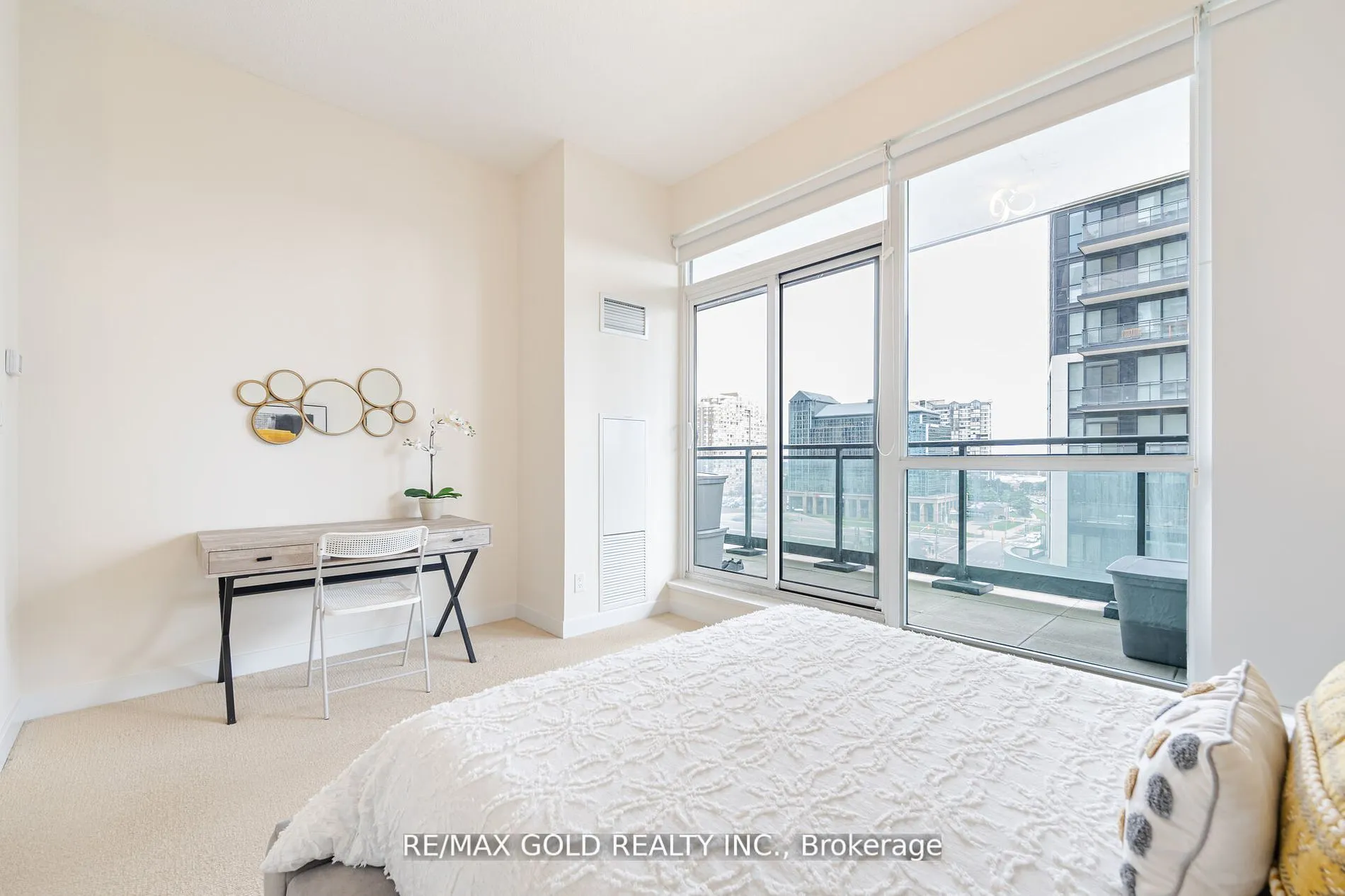 4070 Confederation Parkway, #607