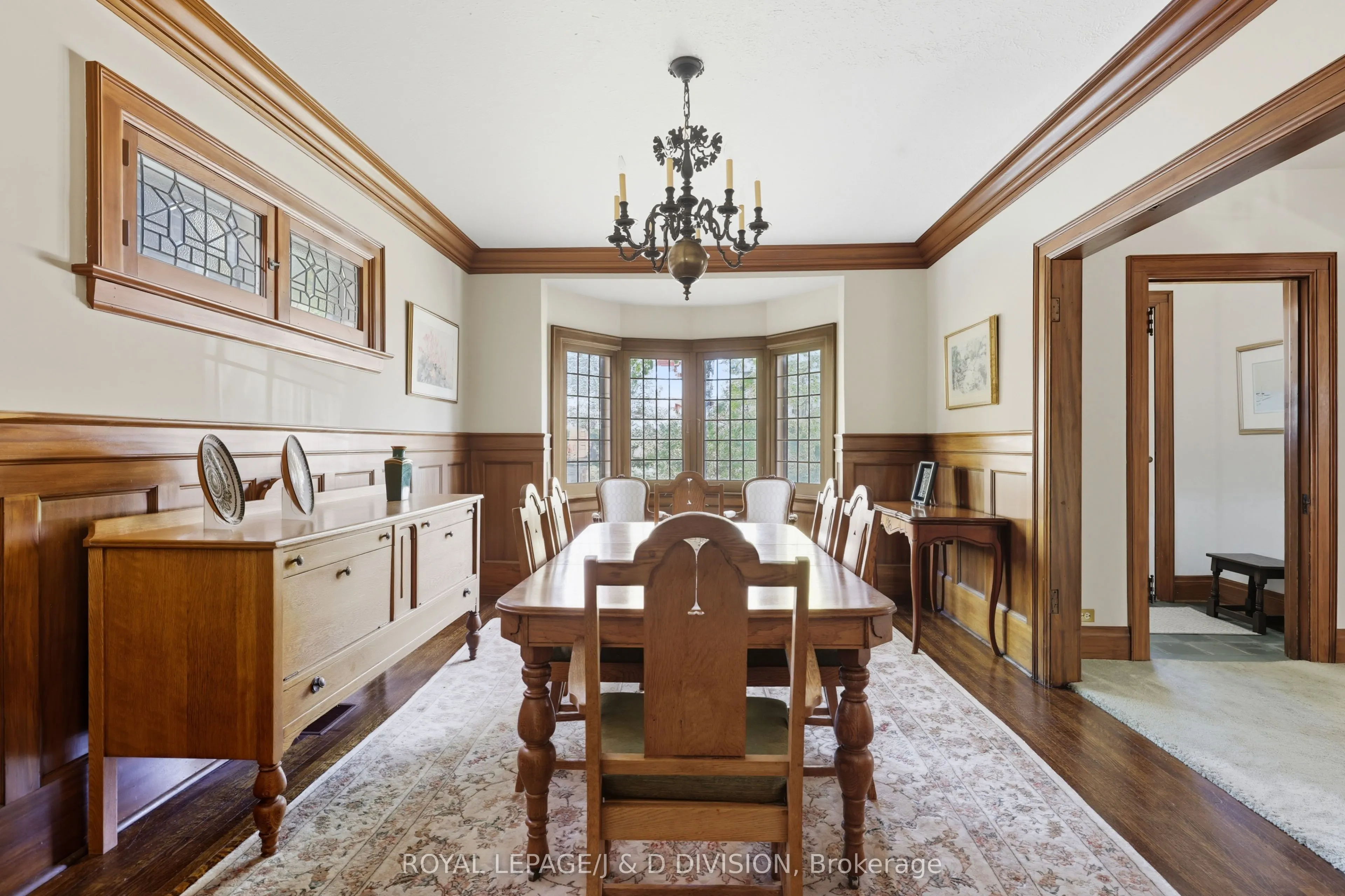 18 Grenadier Heights