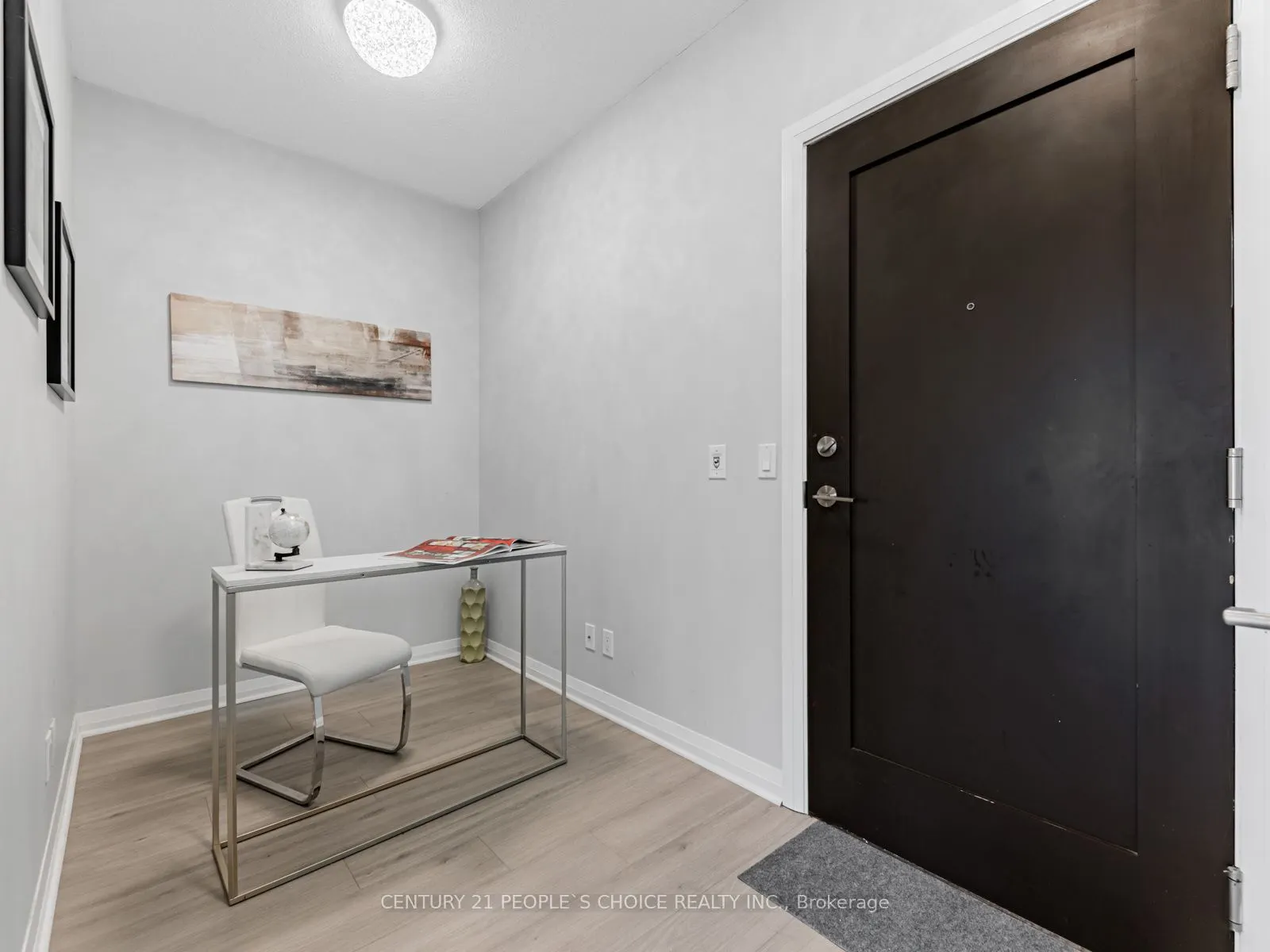 75 Eglinton Avenue W, #1403