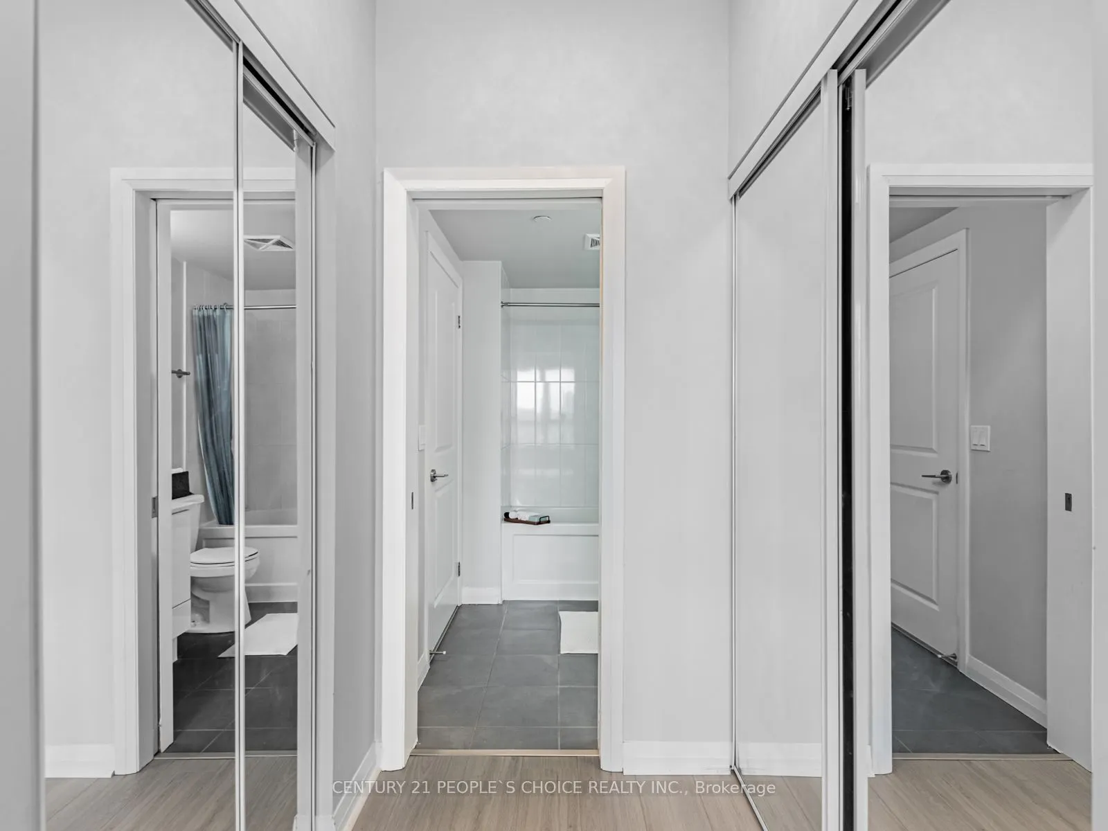 75 Eglinton Avenue W, #1403