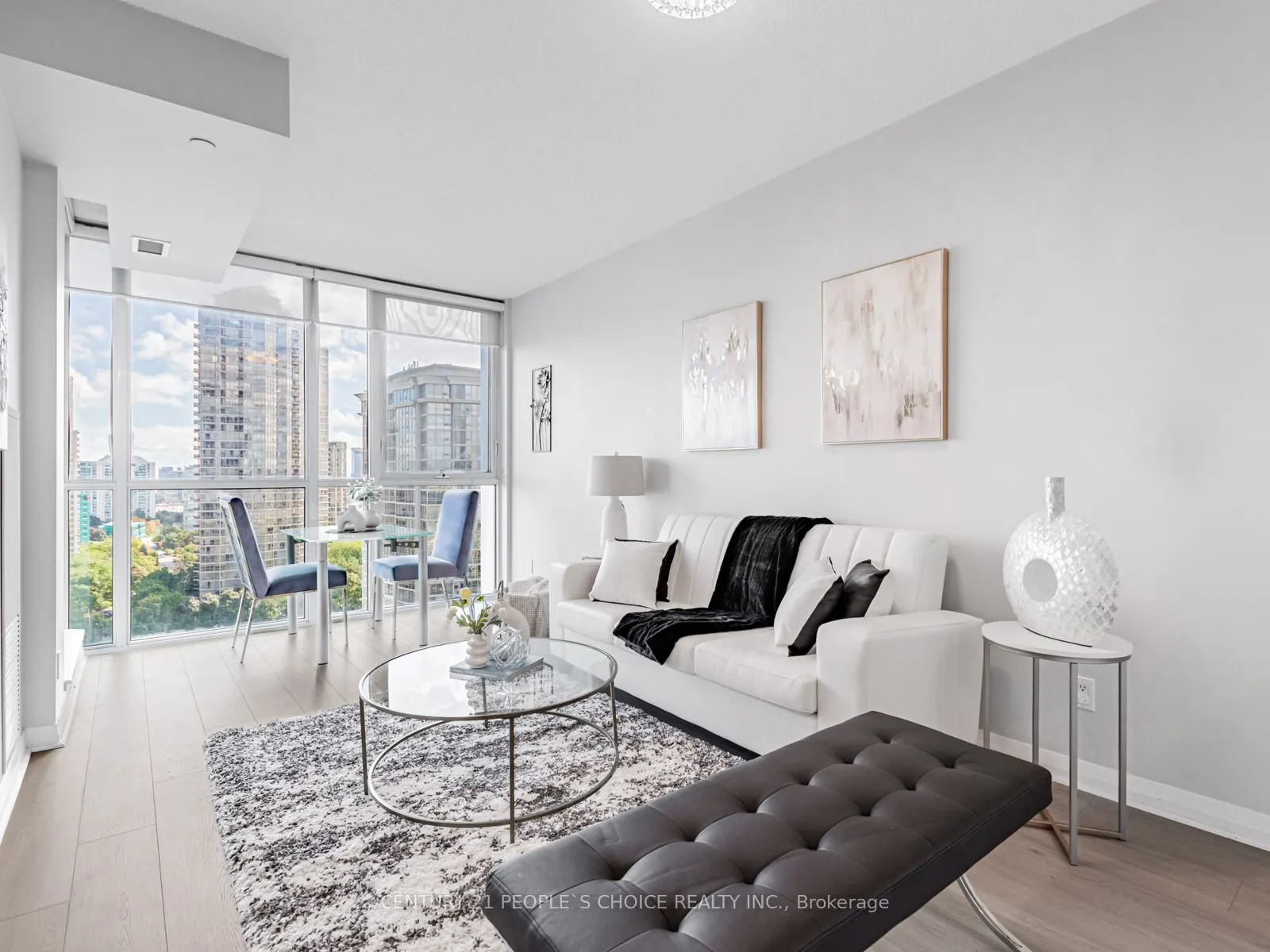75 Eglinton Avenue W, #1403