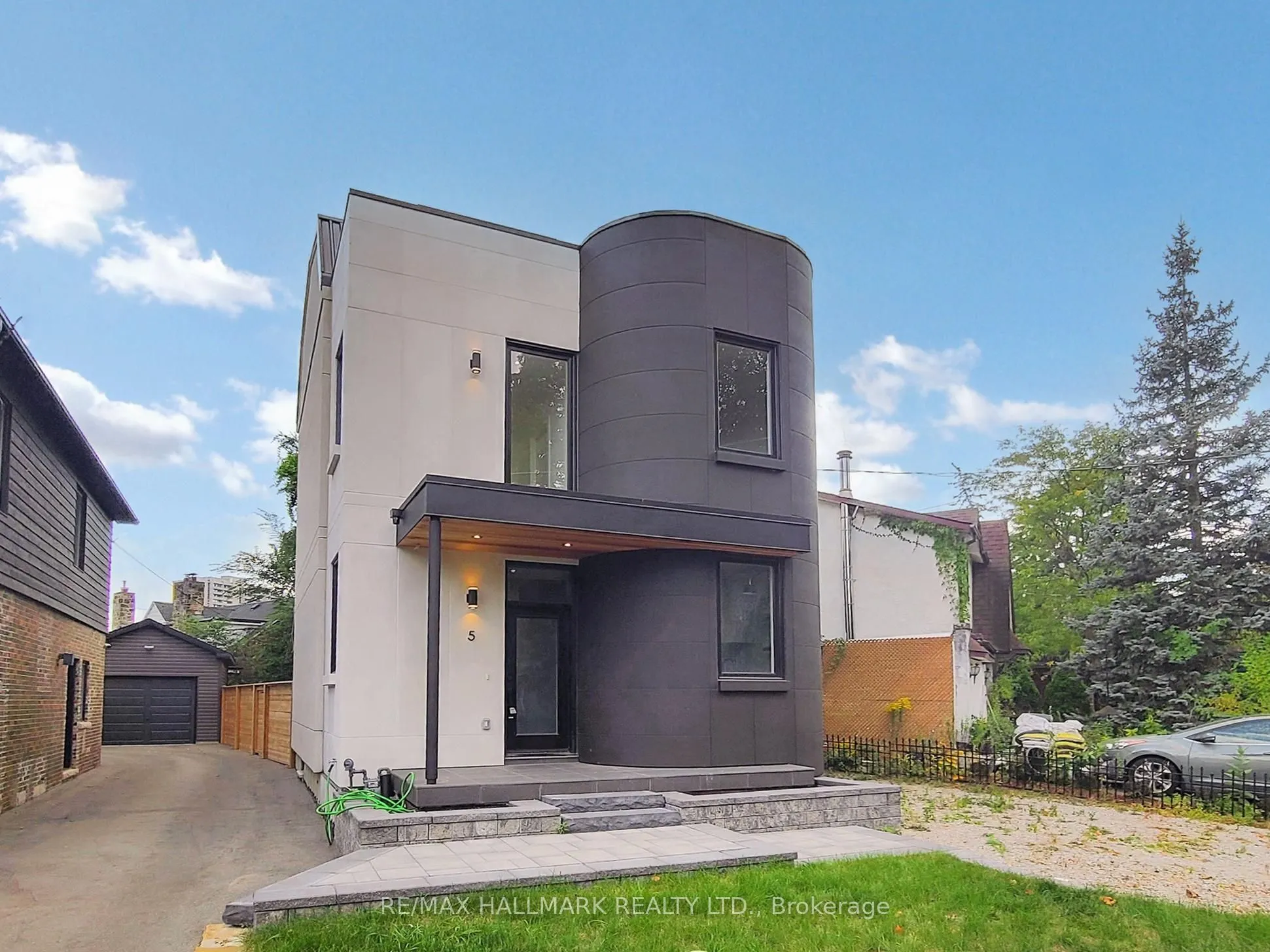 5 Wadsworth Boulevard