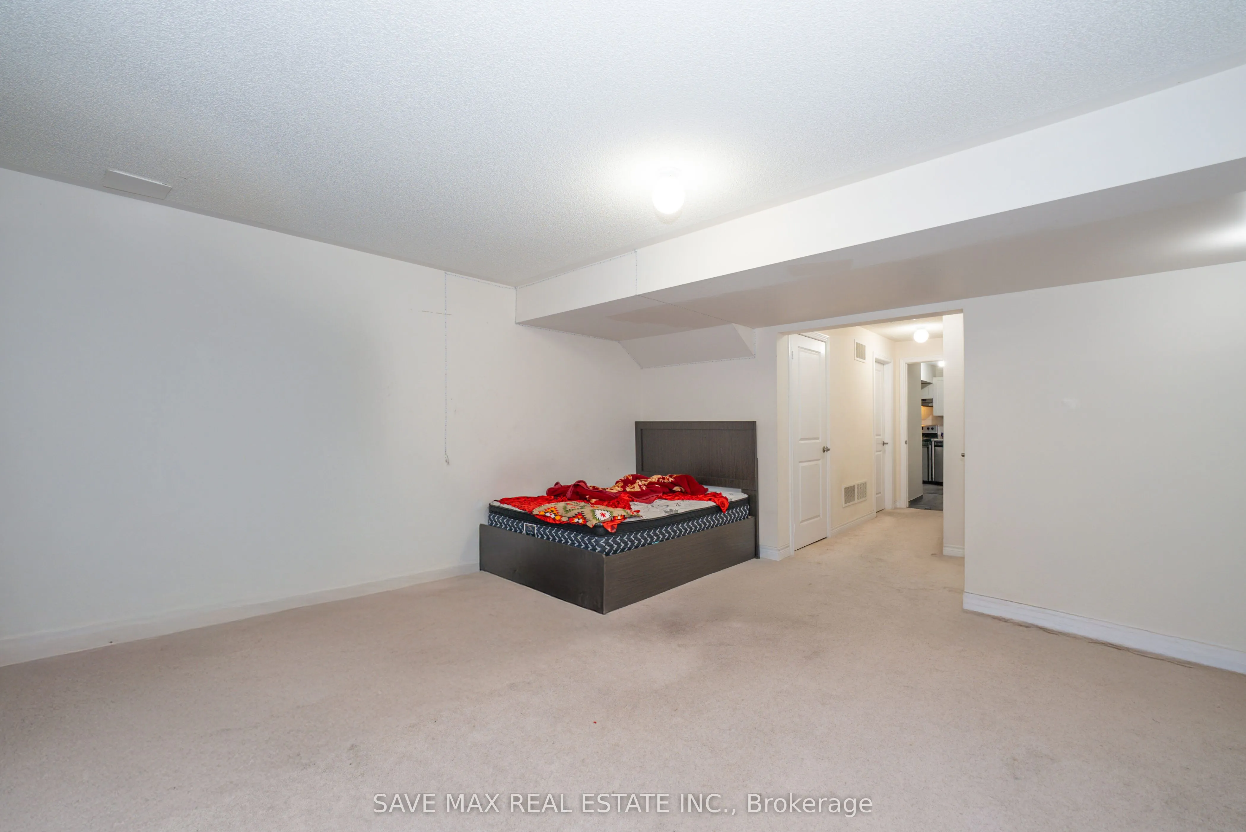 66 Geranium Crescent