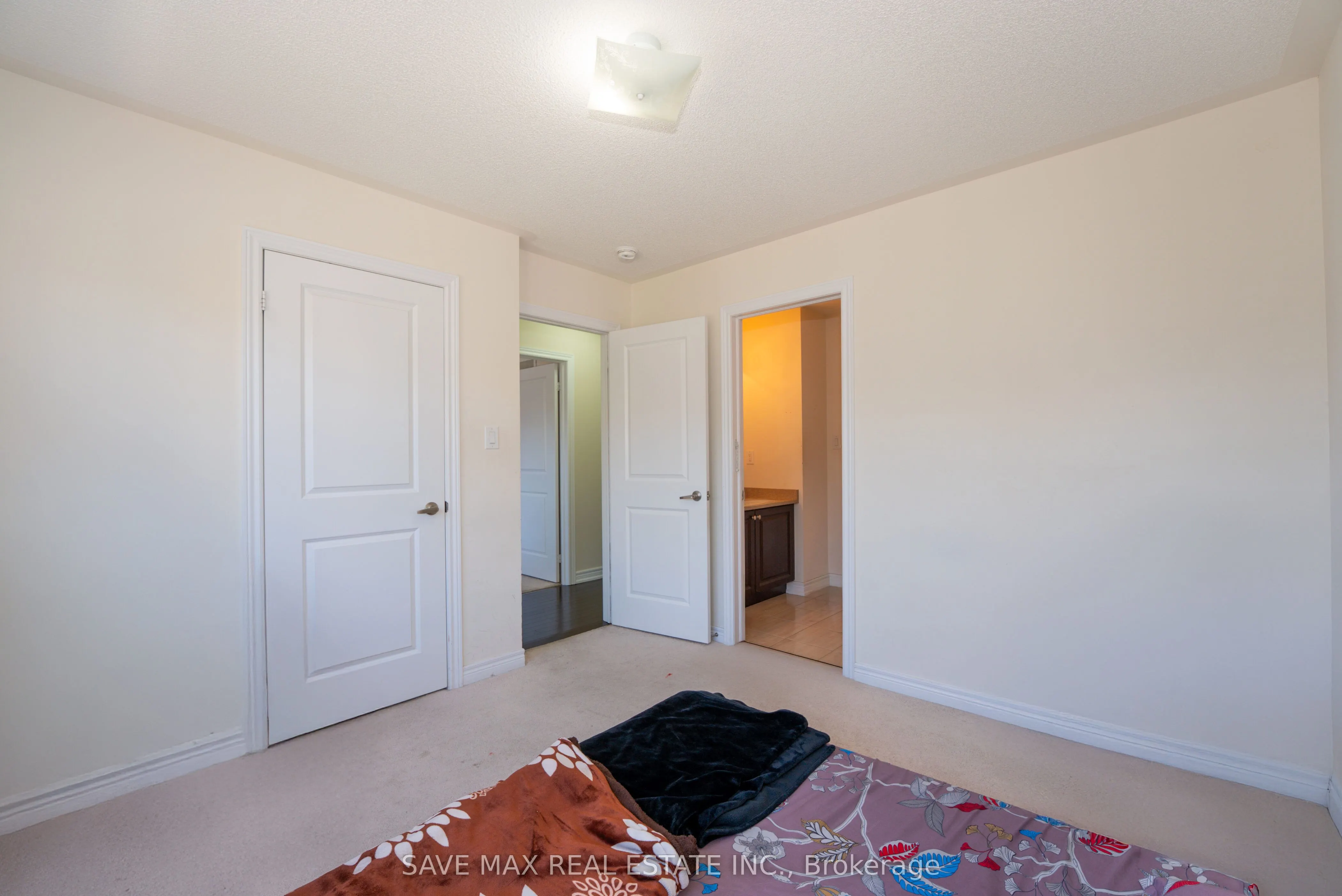 66 Geranium Crescent