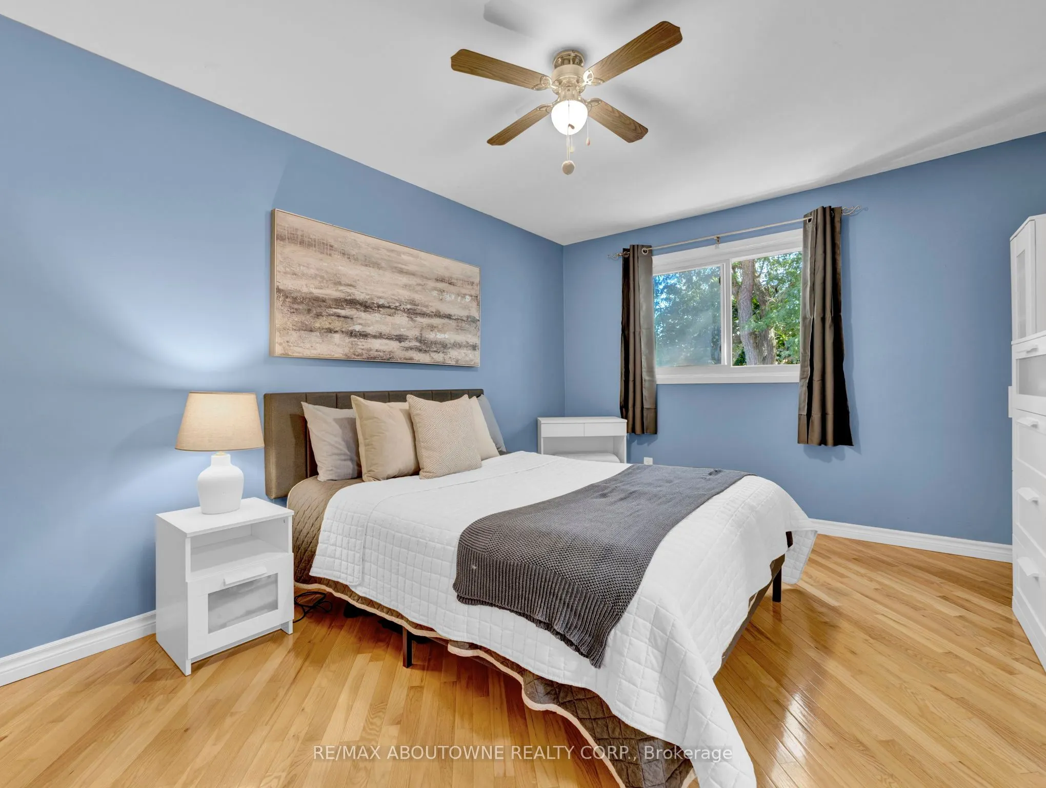 371 Bronte Street S, #3