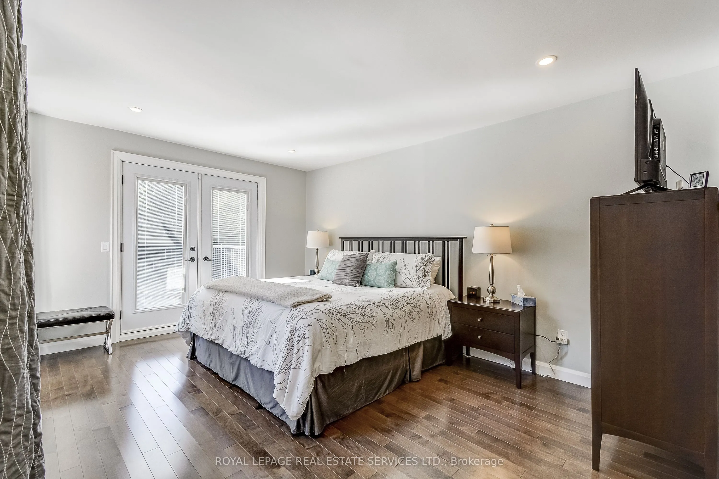 27 Morrison Creek Crescent
