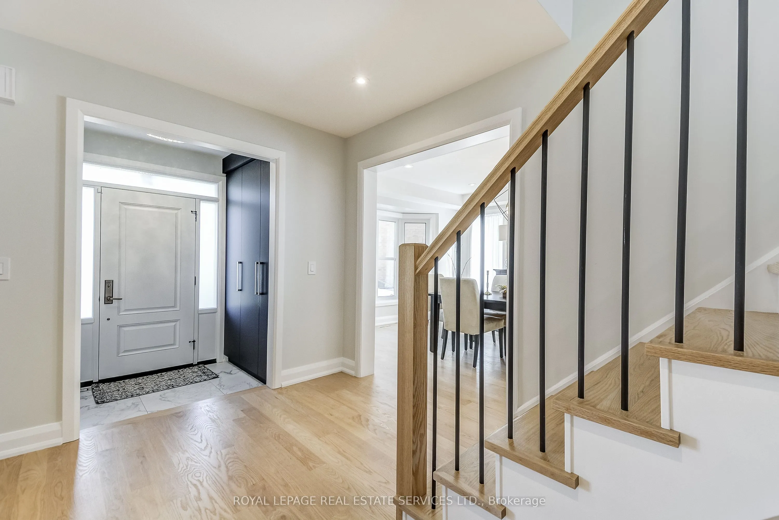 27 Morrison Creek Crescent