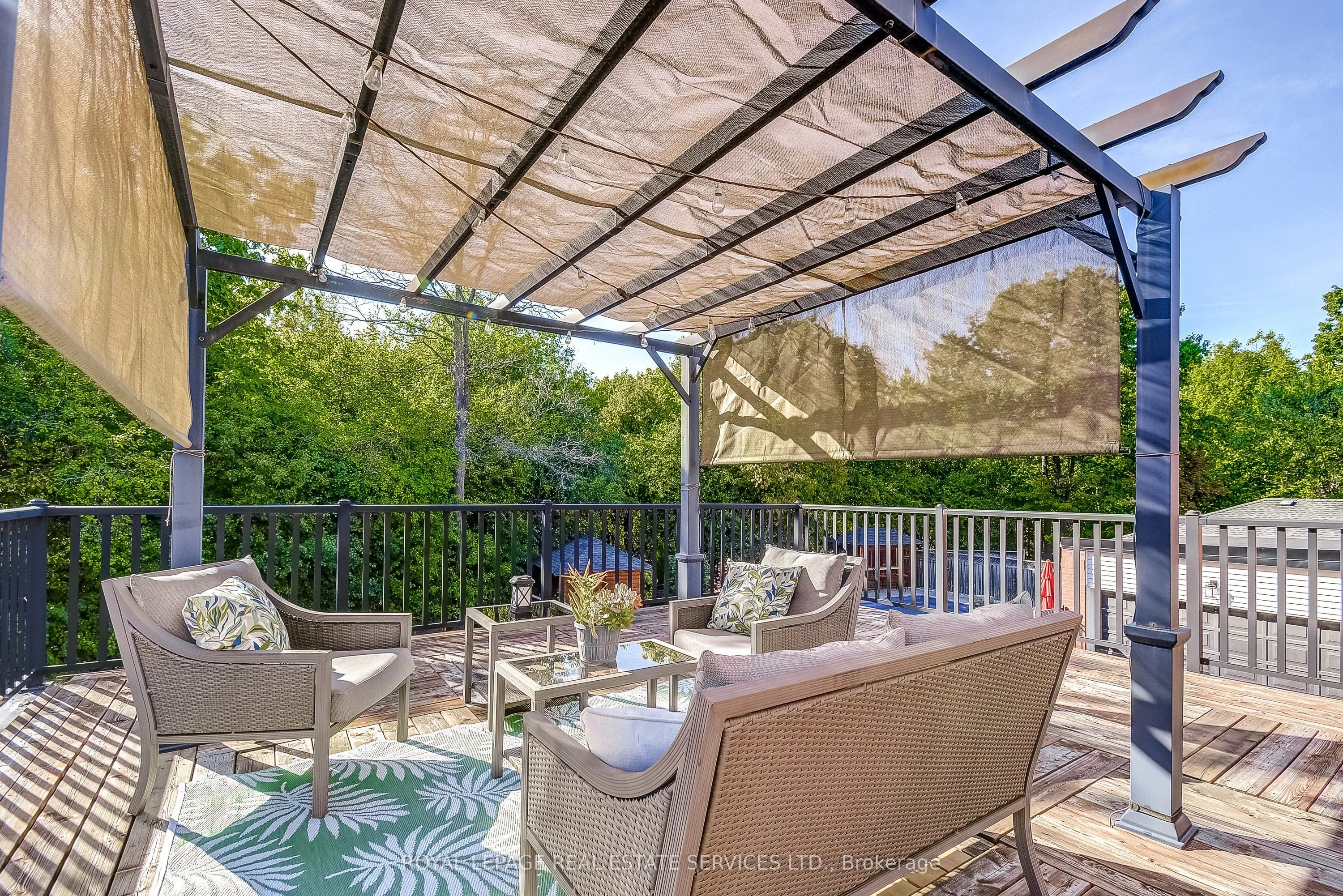27 Morrison Creek Crescent