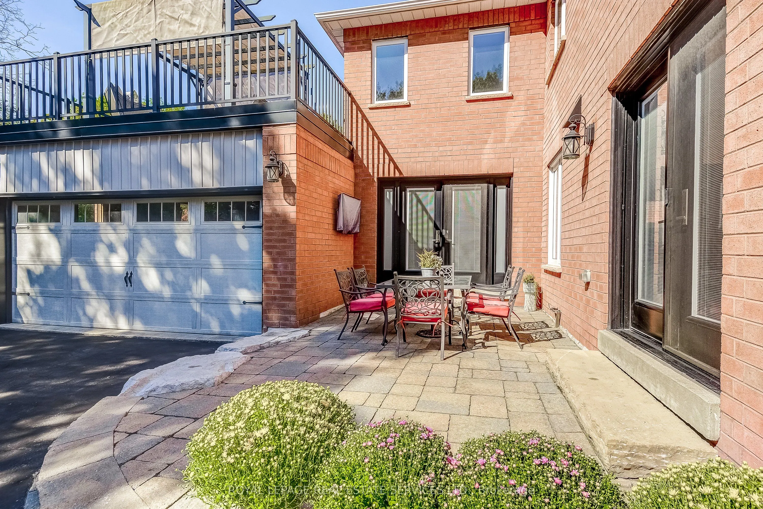 27 Morrison Creek Crescent