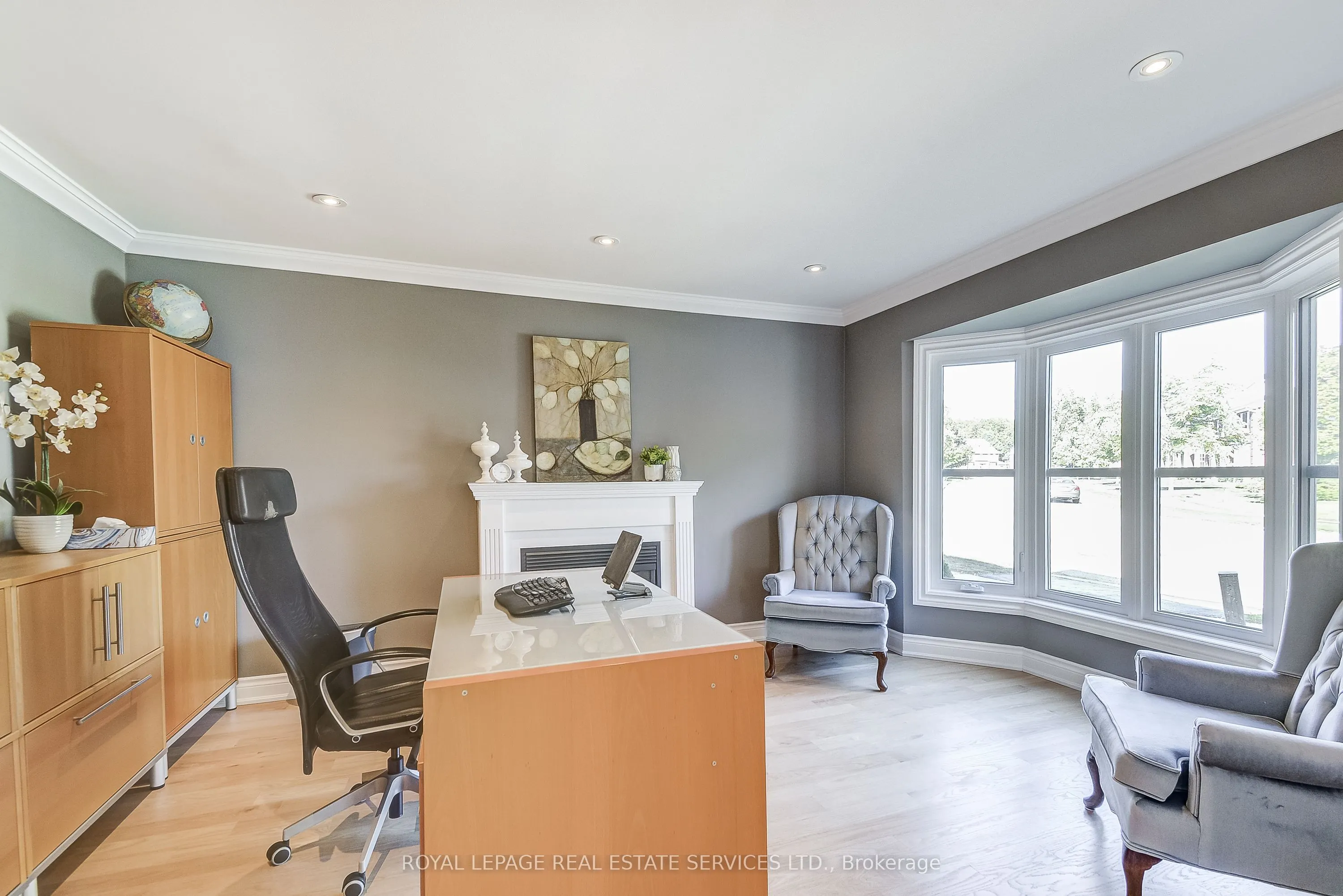 27 Morrison Creek Crescent