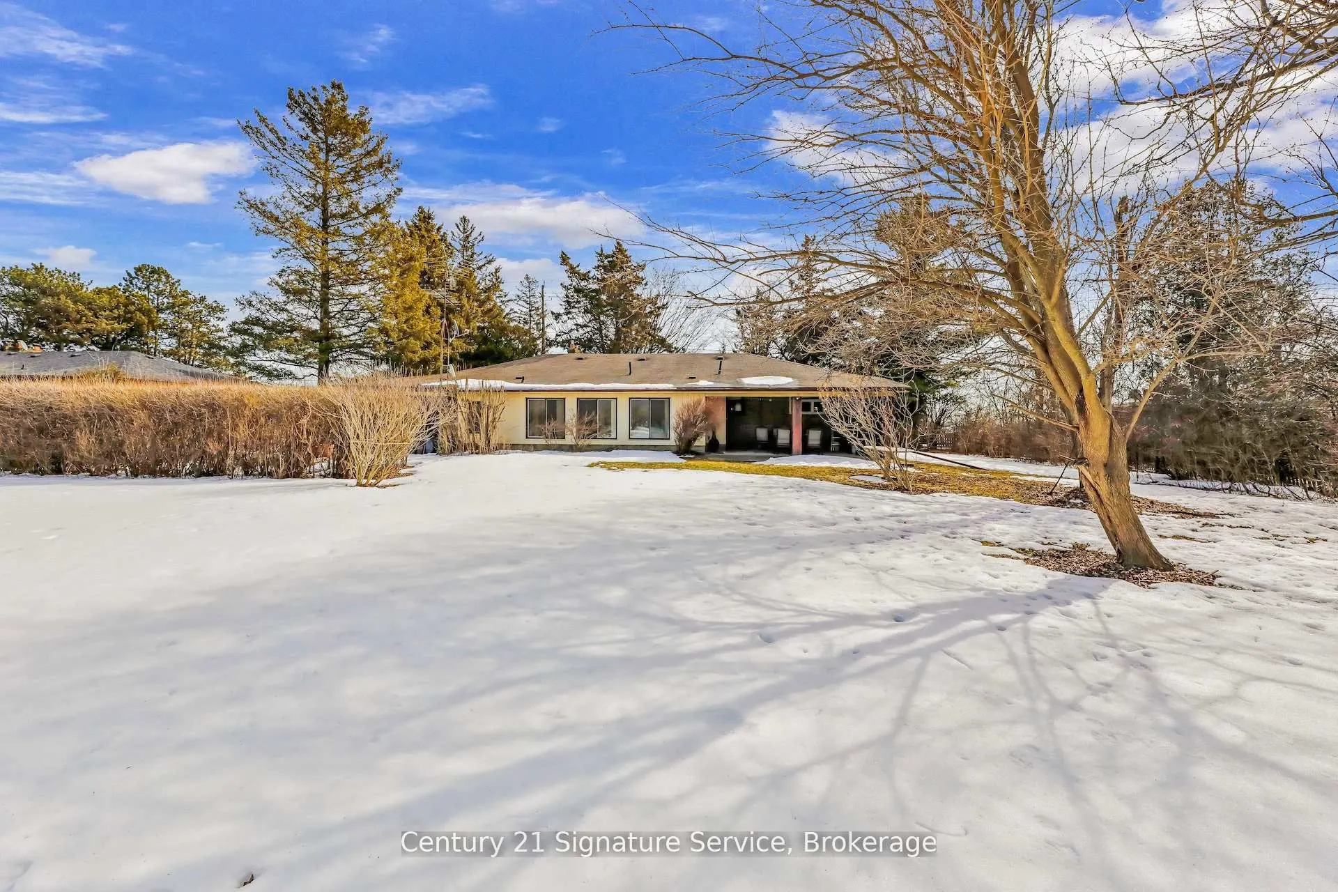 8026 Mayfield Road