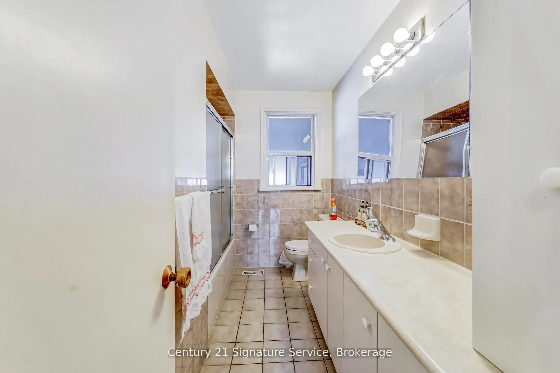 8026 Mayfield Road