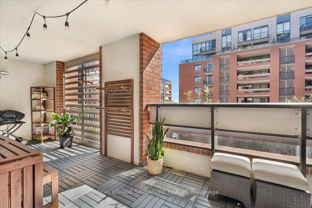 830 Lawrence Avenue W, #320