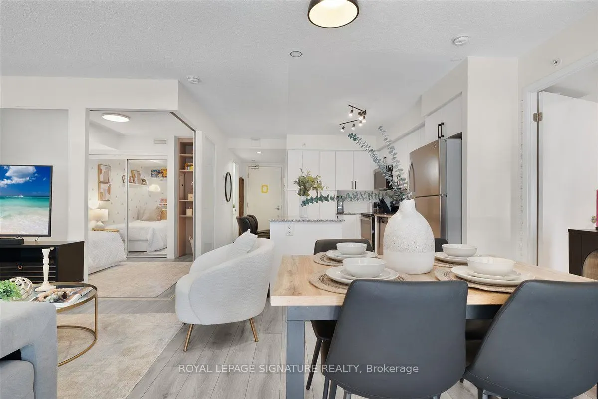 830 Lawrence Avenue W, #320