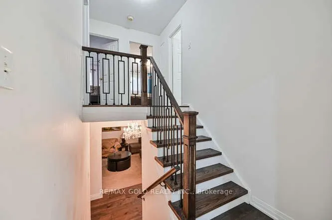 7433 Sigsbee Drive