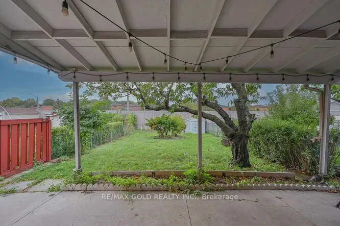 7433 Sigsbee Drive