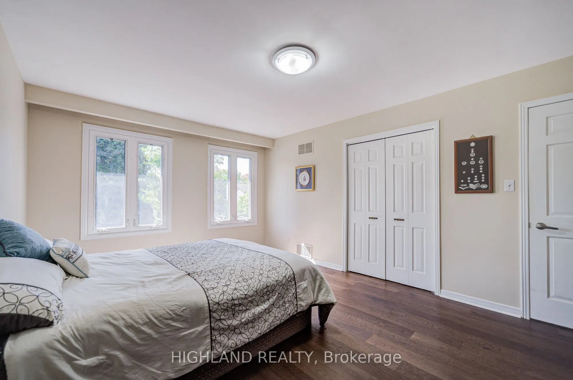 2591 Robin Drive
