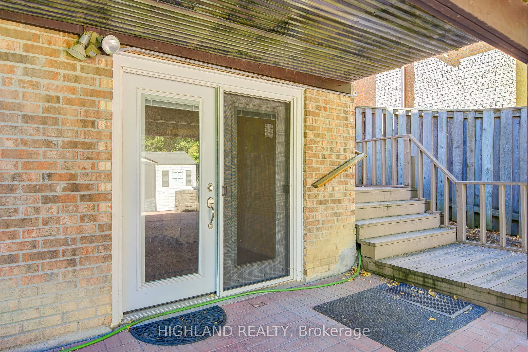 2591 Robin Drive