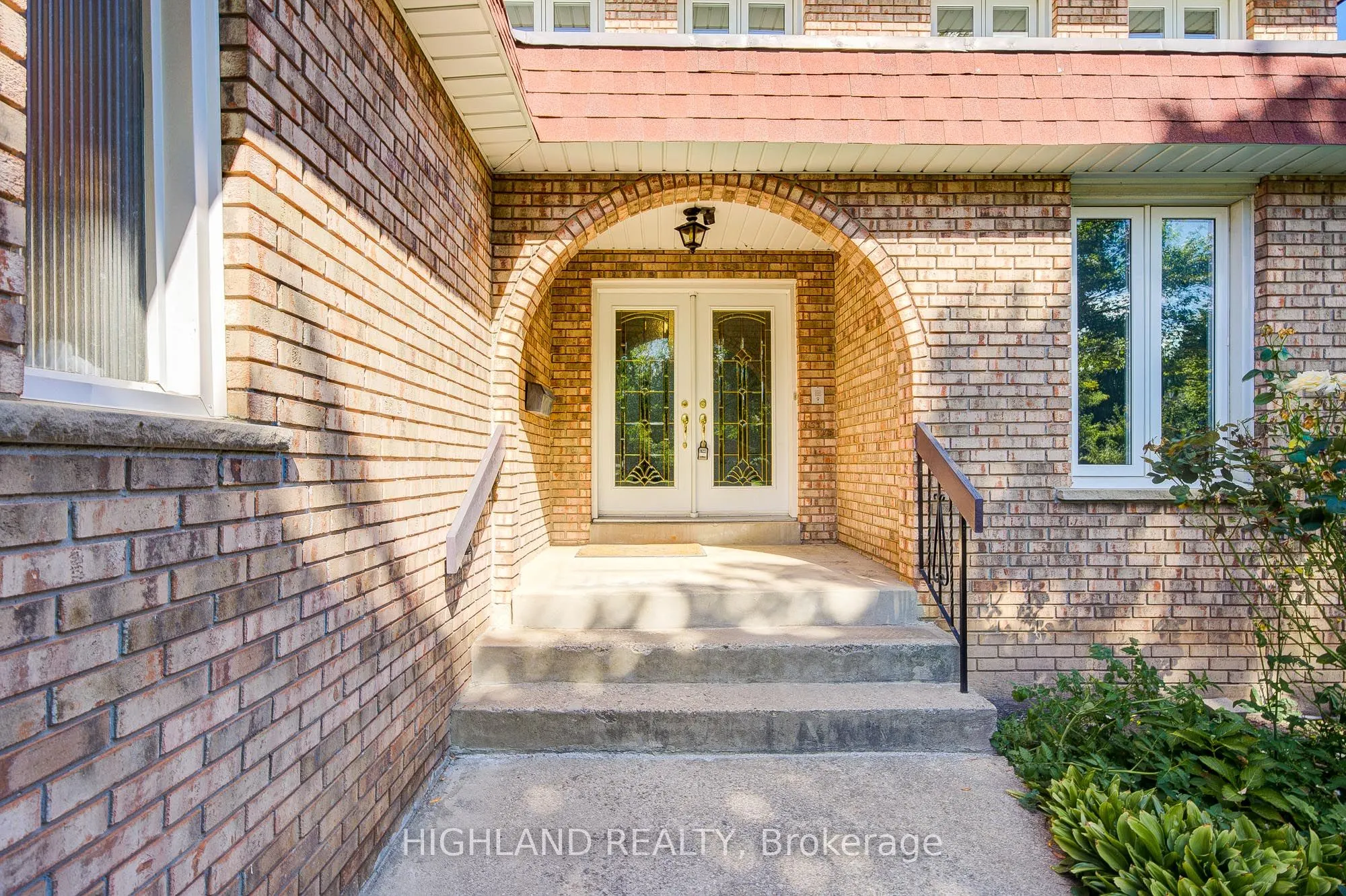 2591 Robin Drive