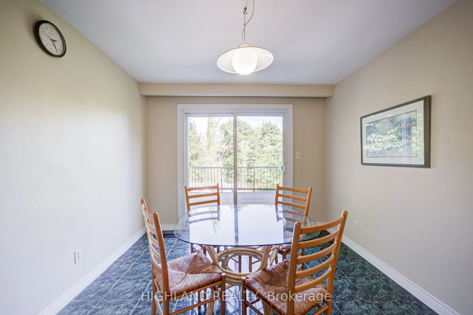 2591 Robin Drive