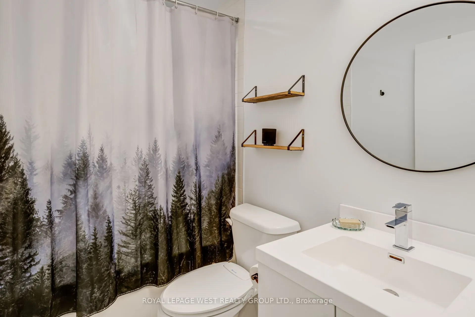 2087 Fairview Street, #1002