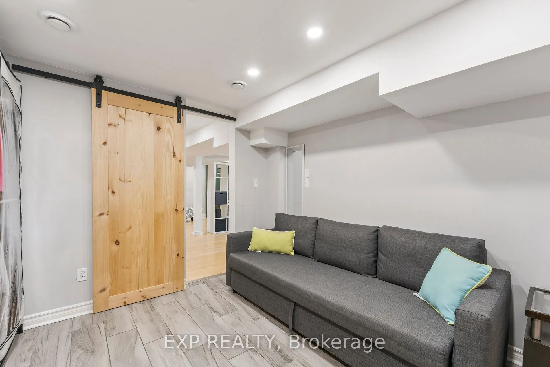 29 Driftwood Crescent