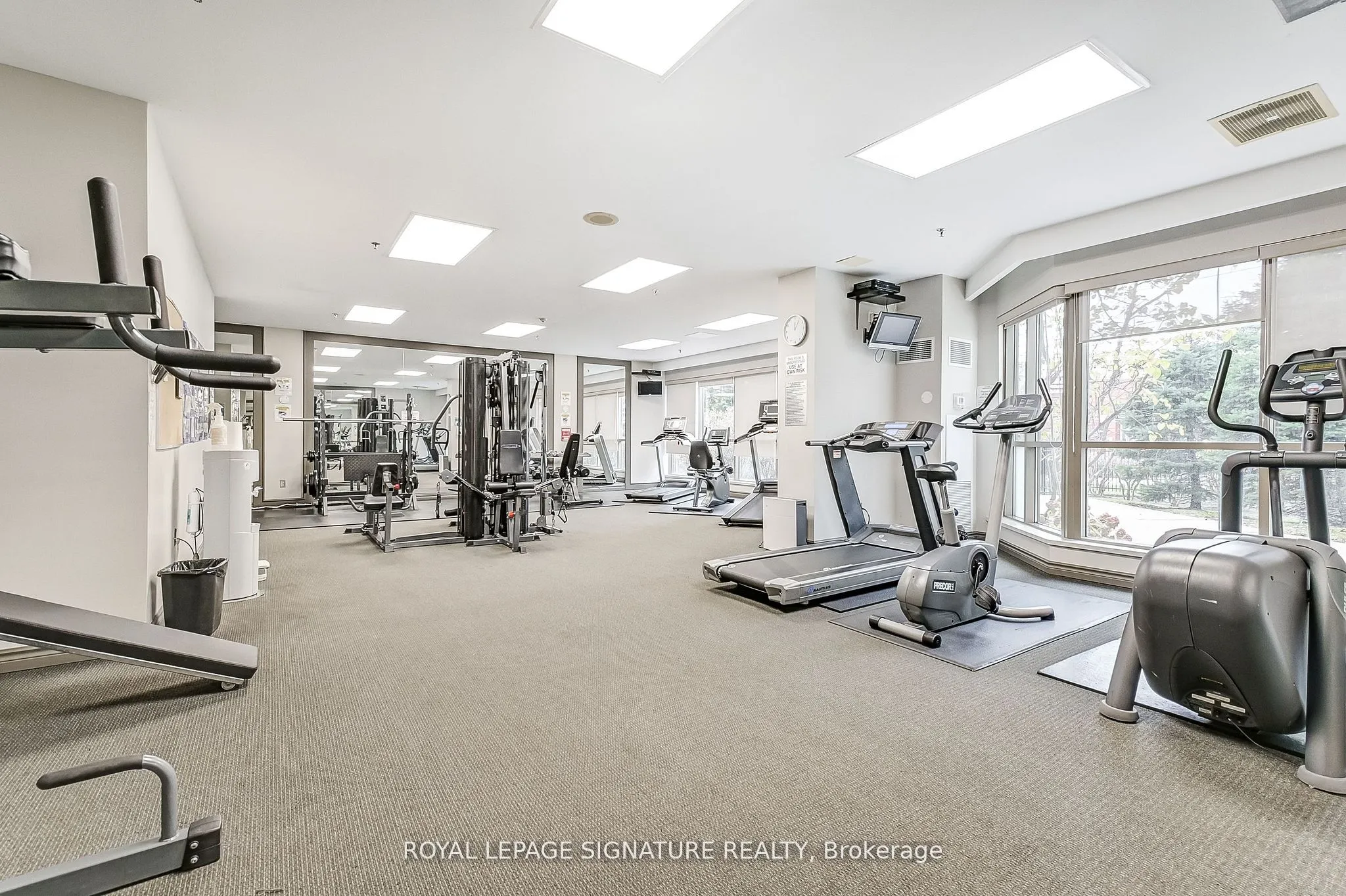 75 King Street E, #1105