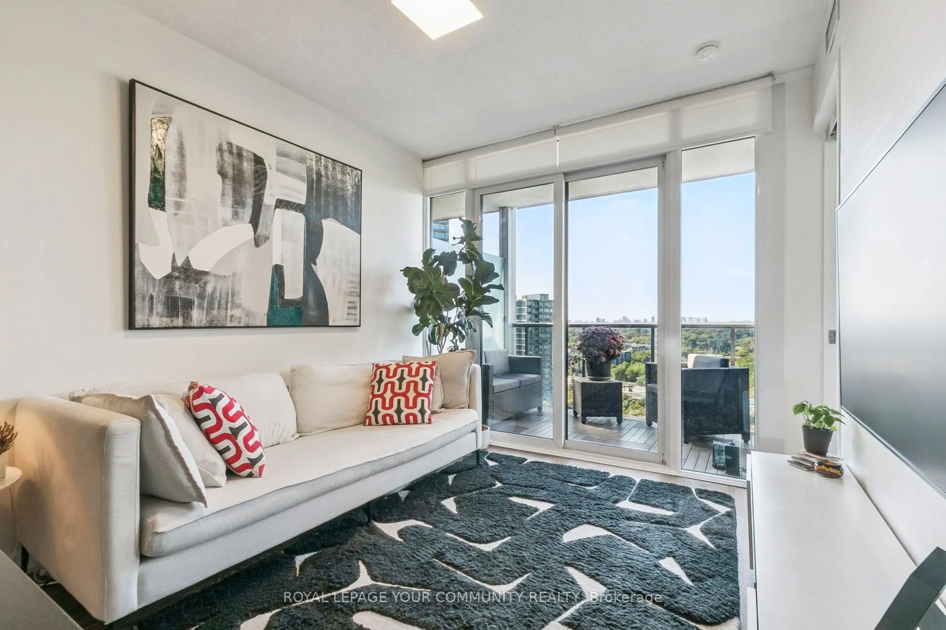 88 Park Lawn Road, #2112