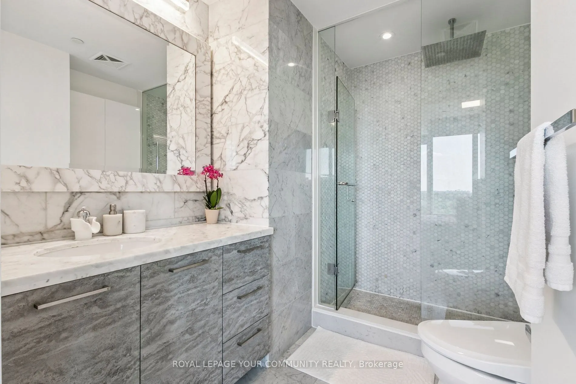 88 Park Lawn Road, #2112