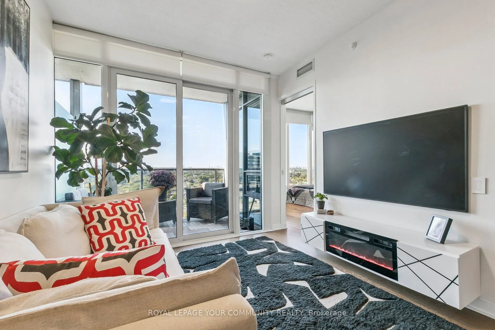 88 Park Lawn Road, #2112
