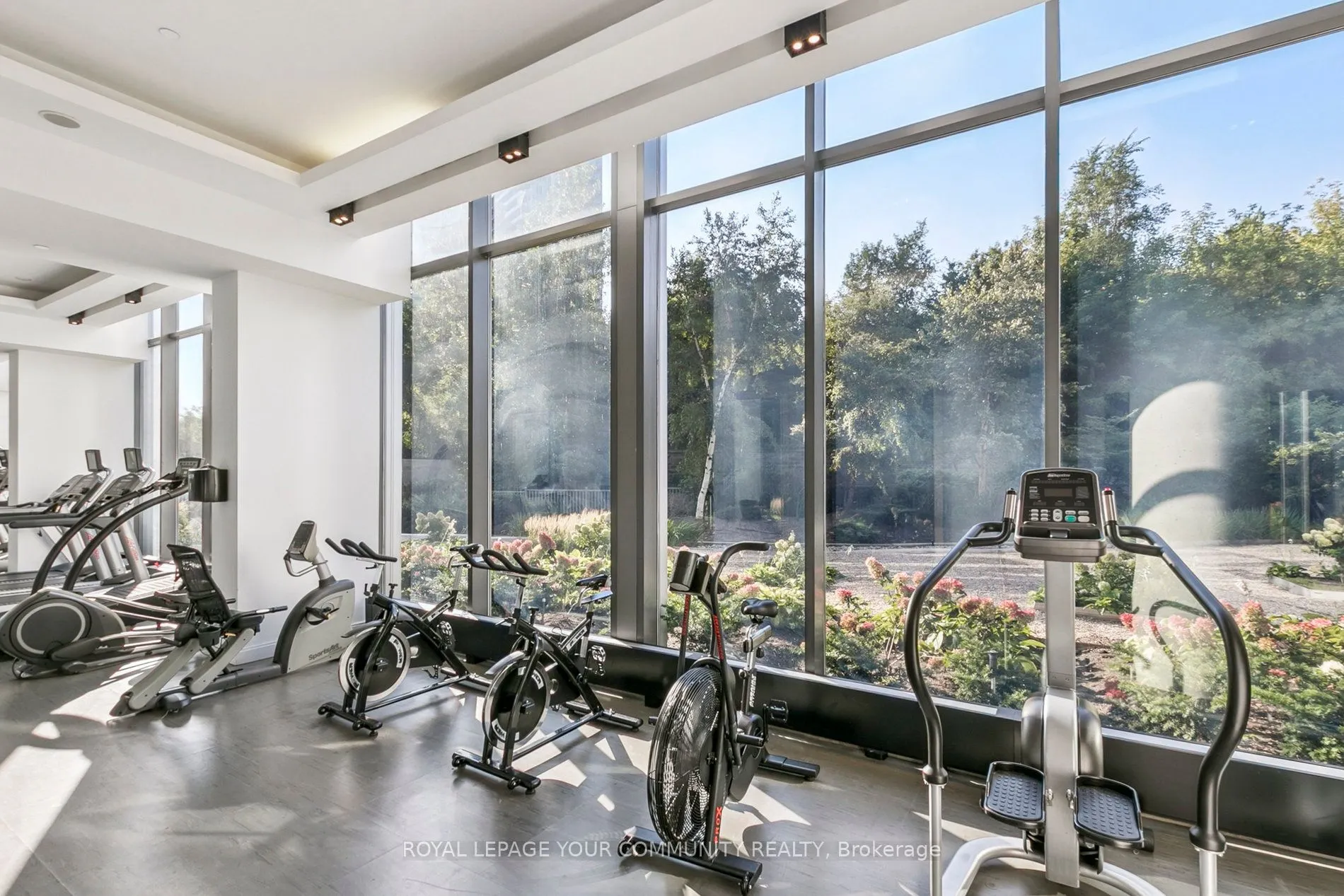 88 Park Lawn Road, #2112