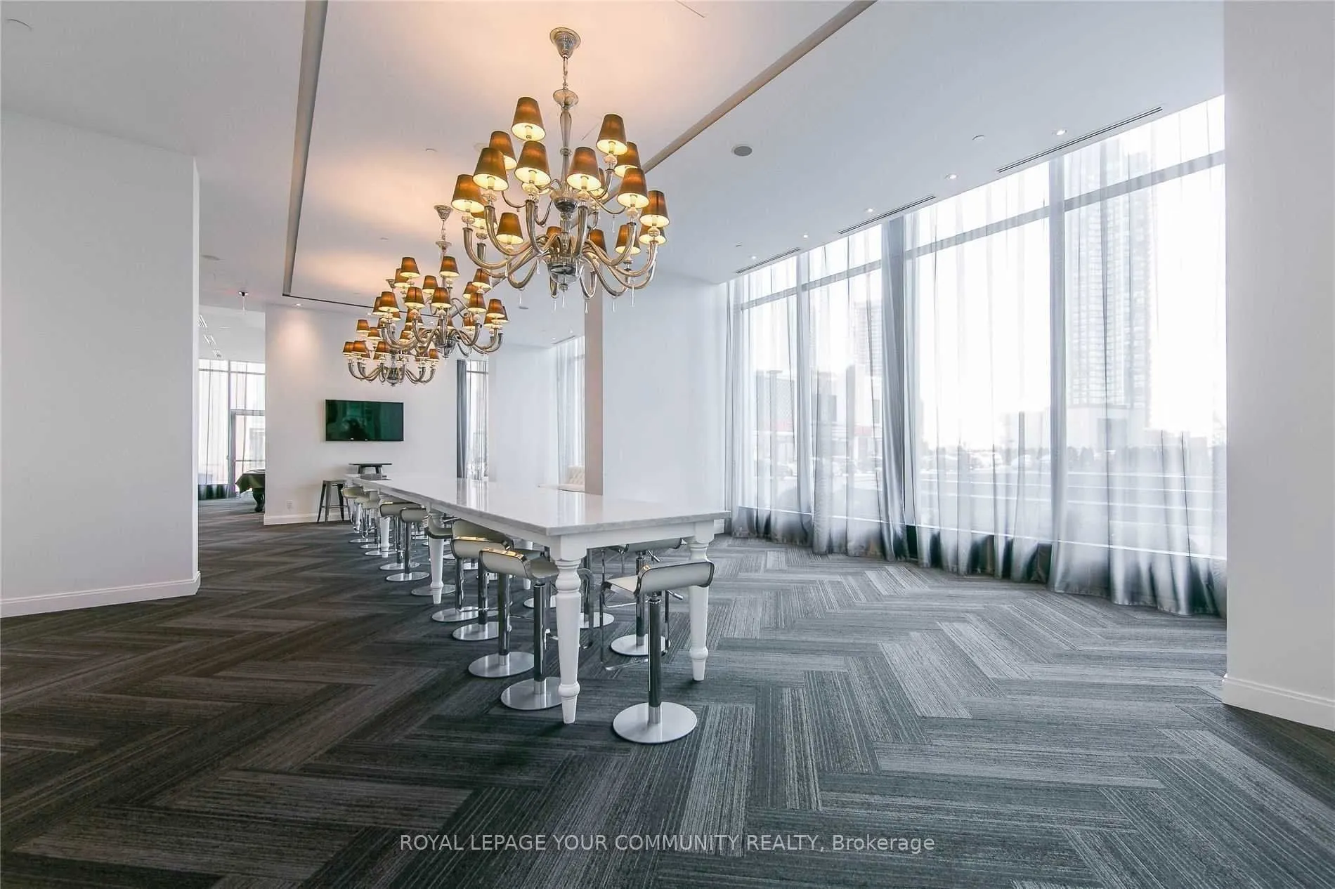 88 Park Lawn Road, #2112