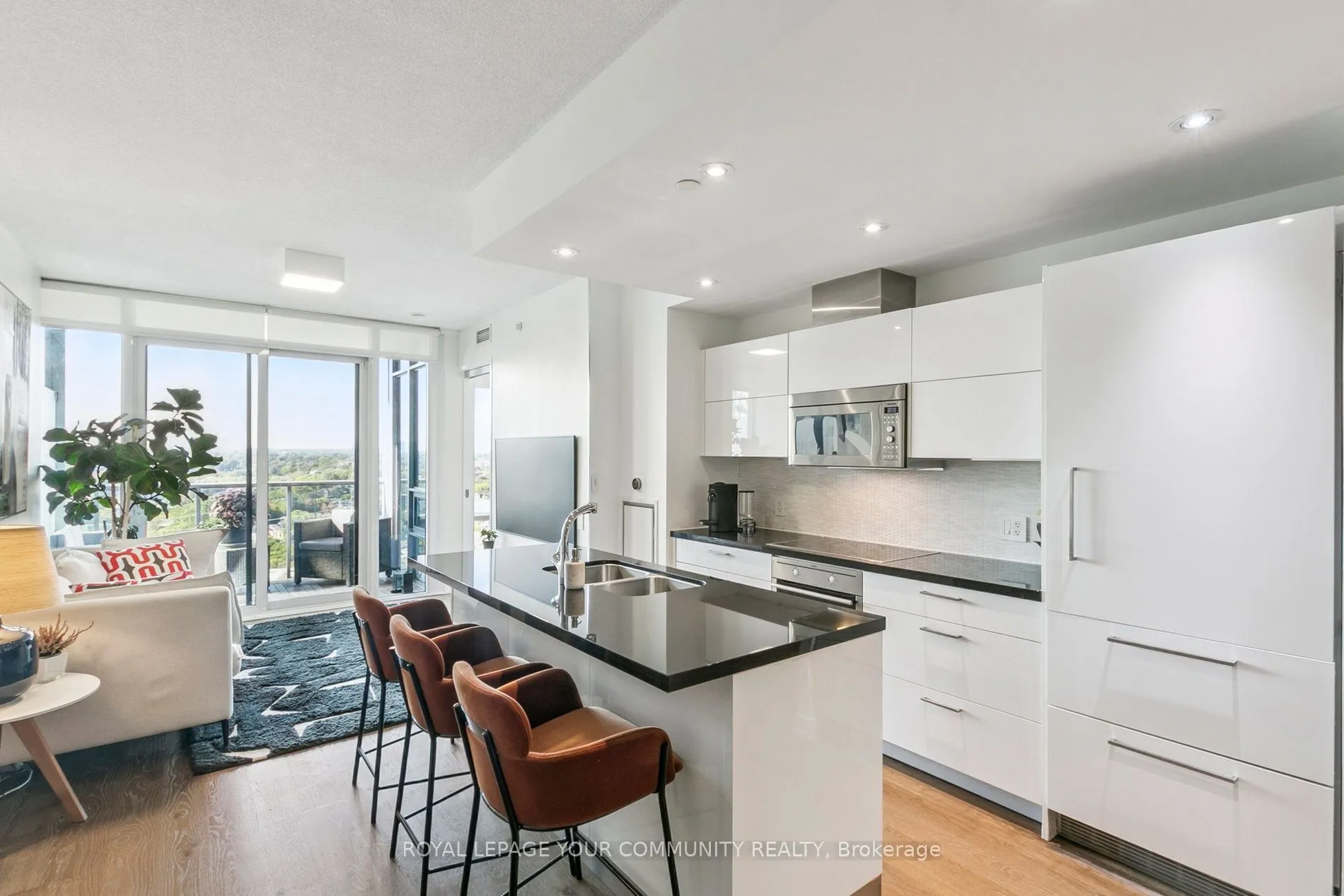 88 Park Lawn Road, #2112