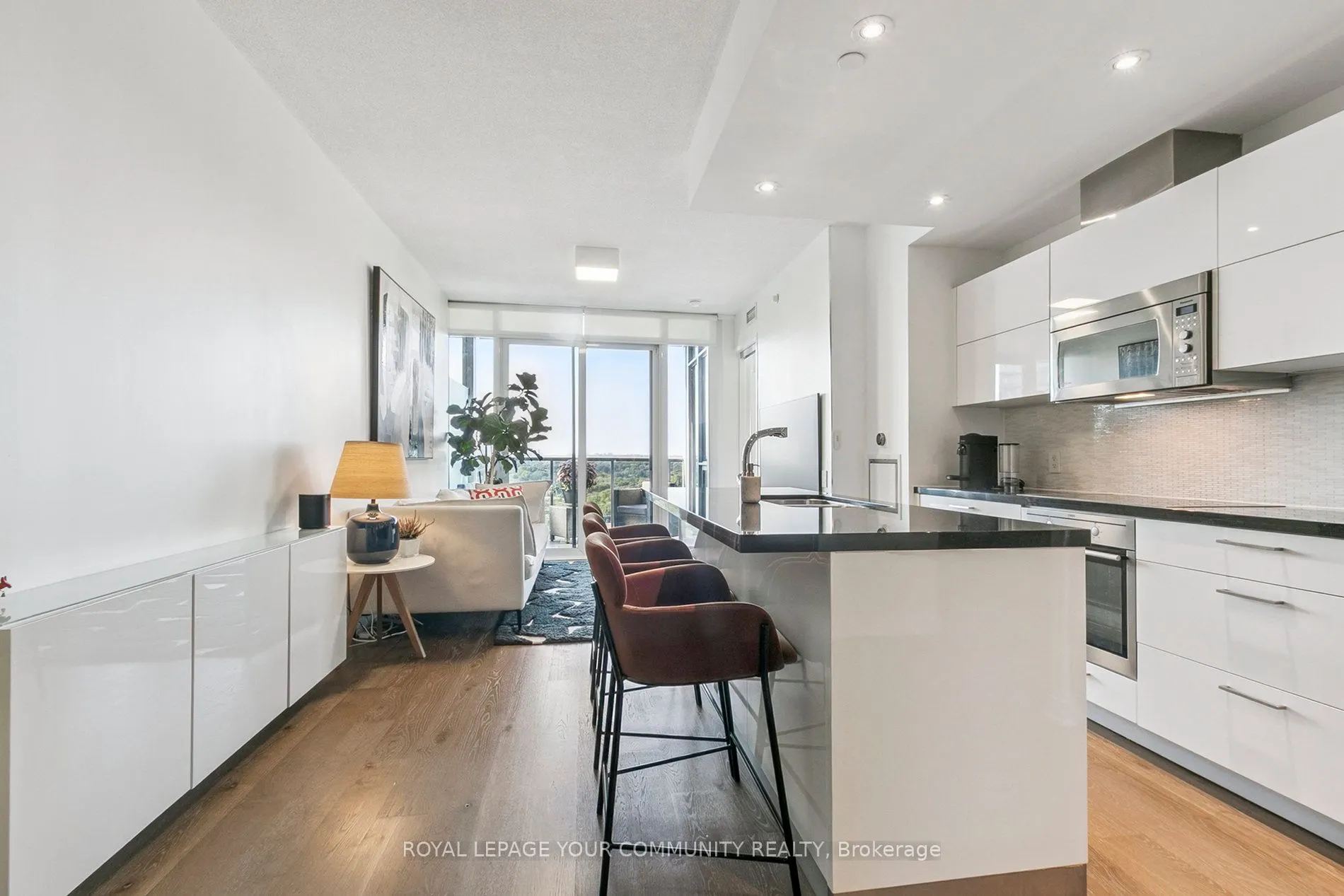 88 Park Lawn Road, #2112