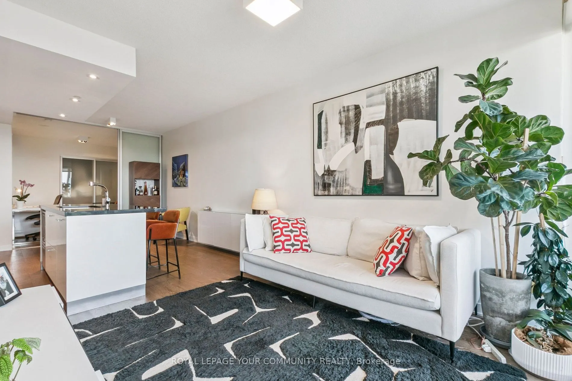 88 Park Lawn Road, #2112
