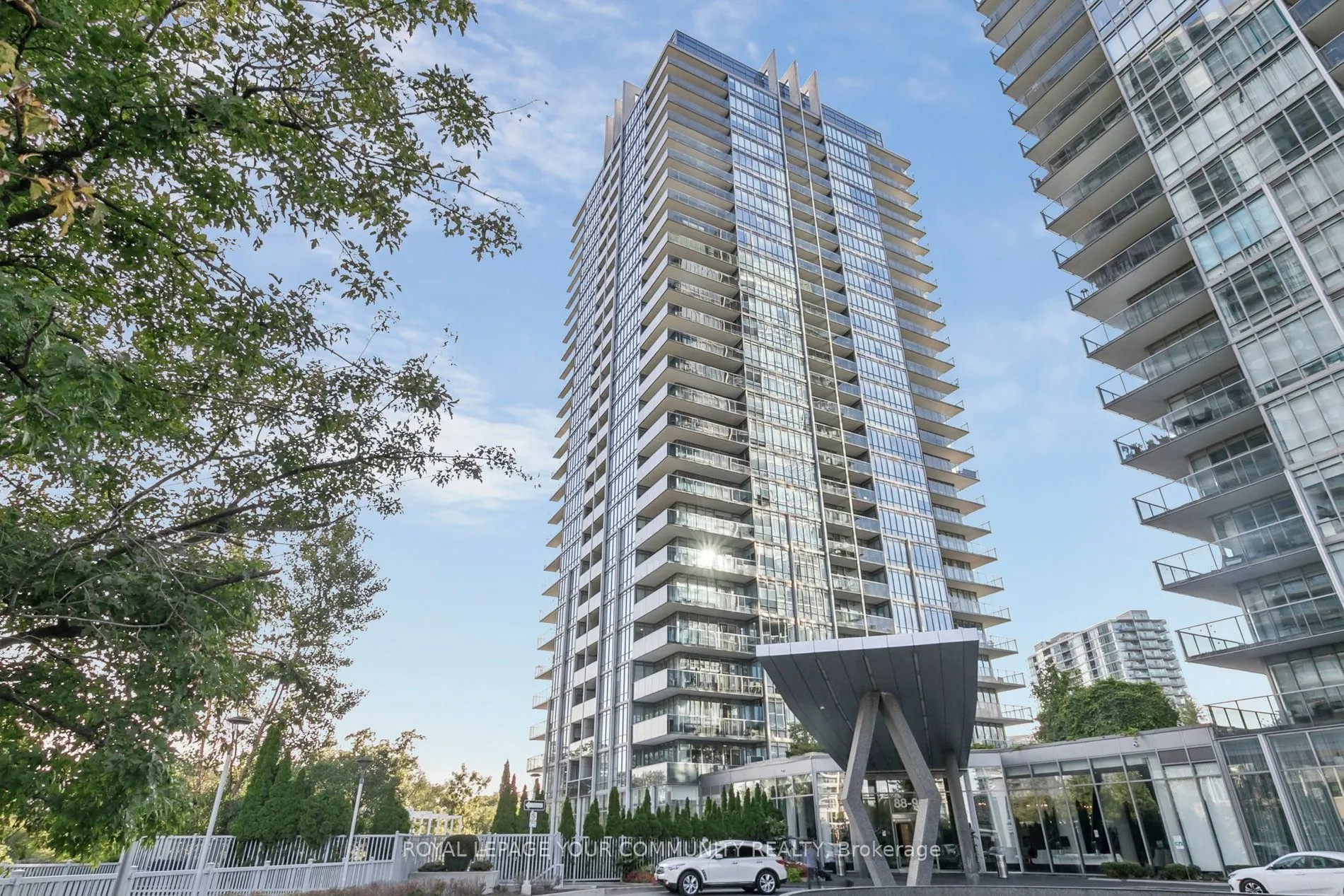 88 Park Lawn Road, #2112