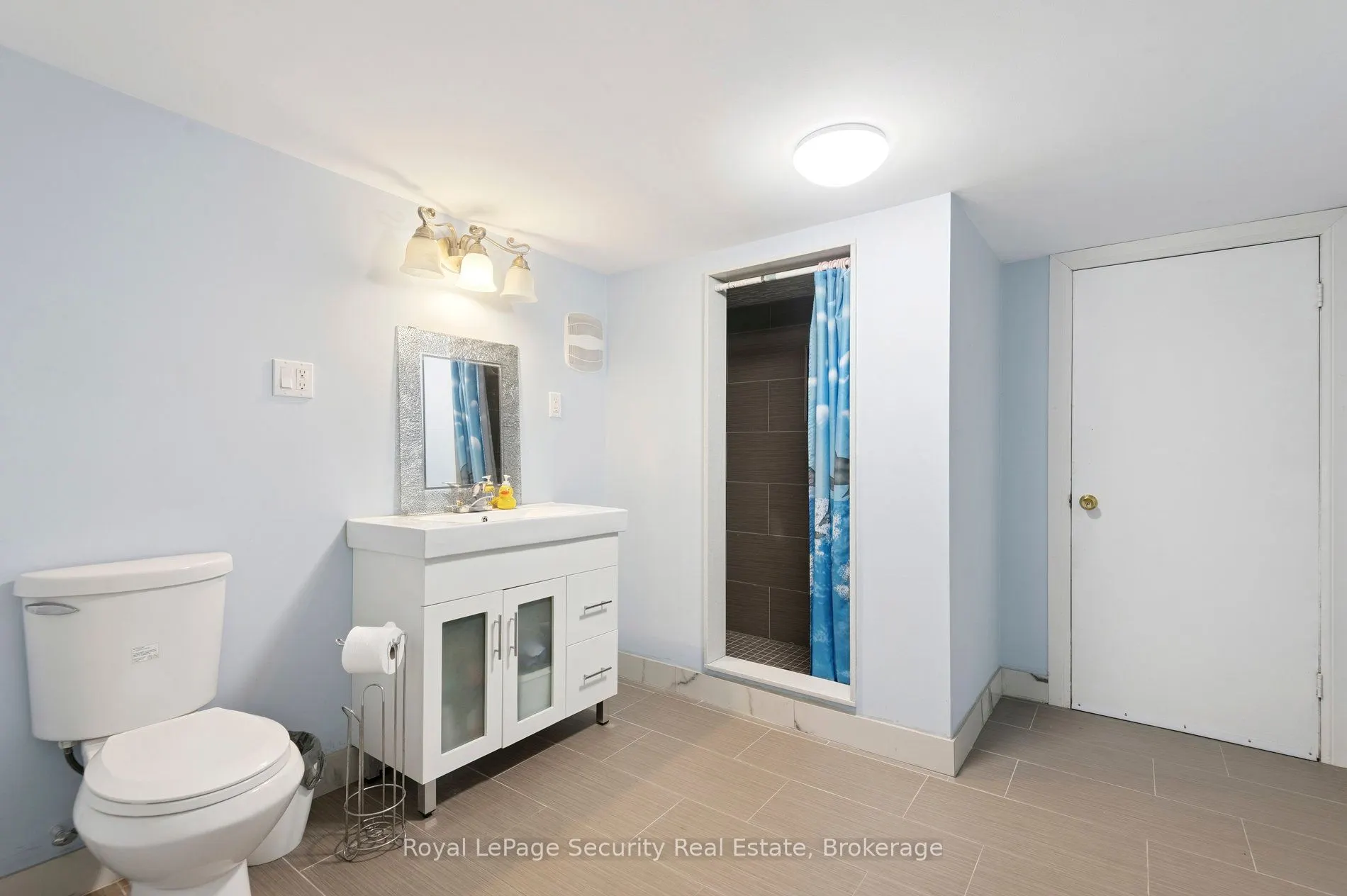 128 Sentinel Road W