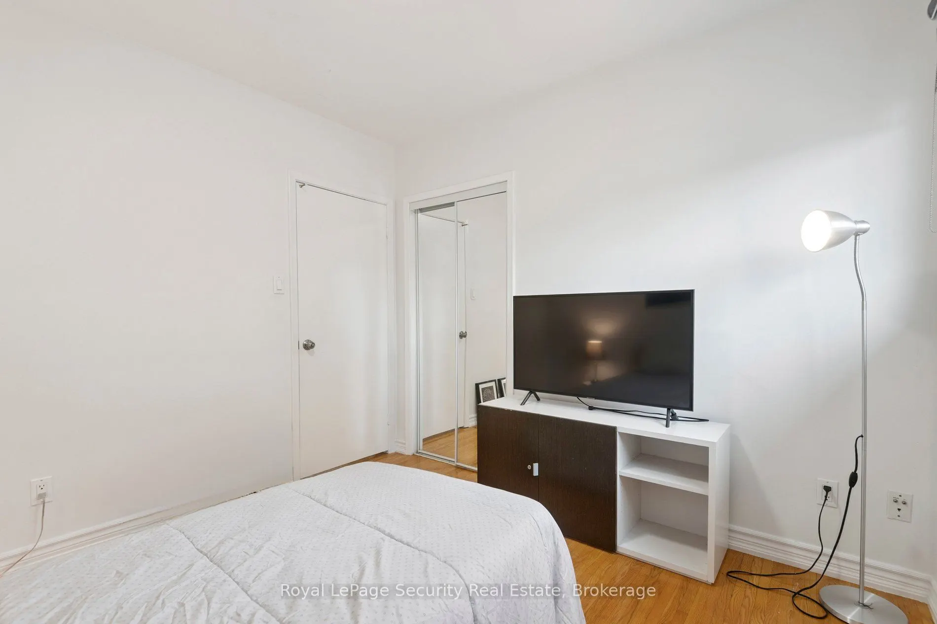 128 Sentinel Road W