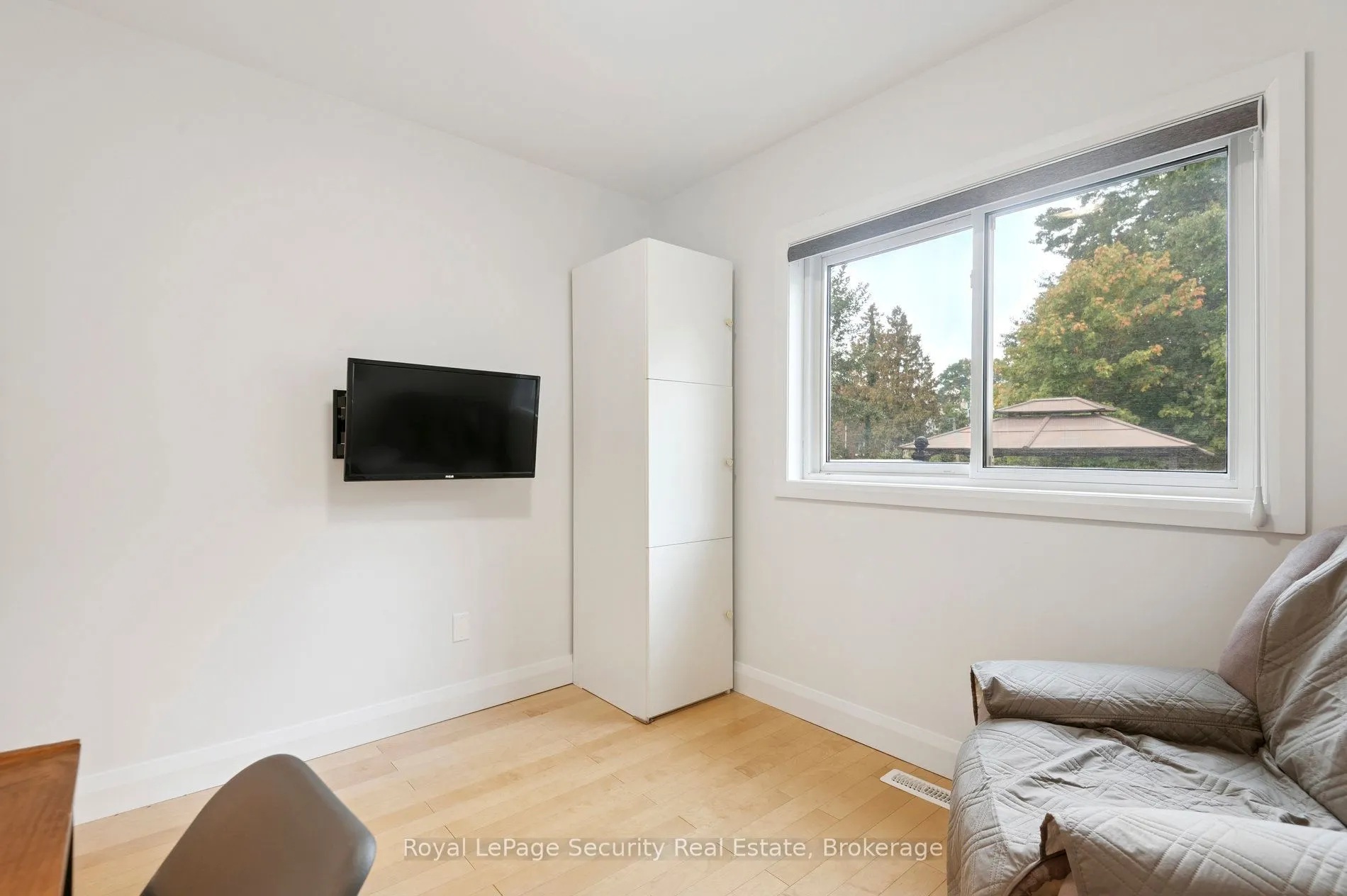 128 Sentinel Road W