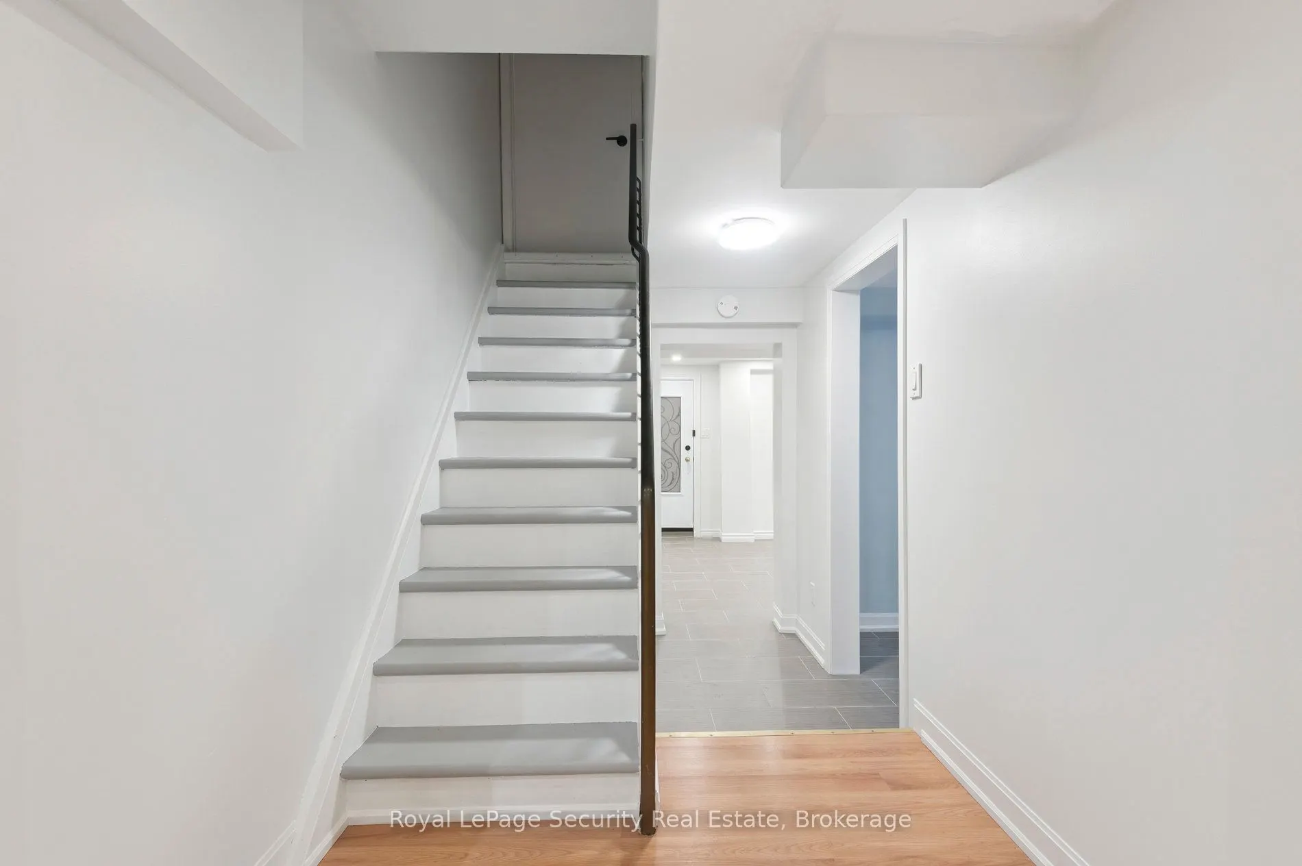 128 Sentinel Road W
