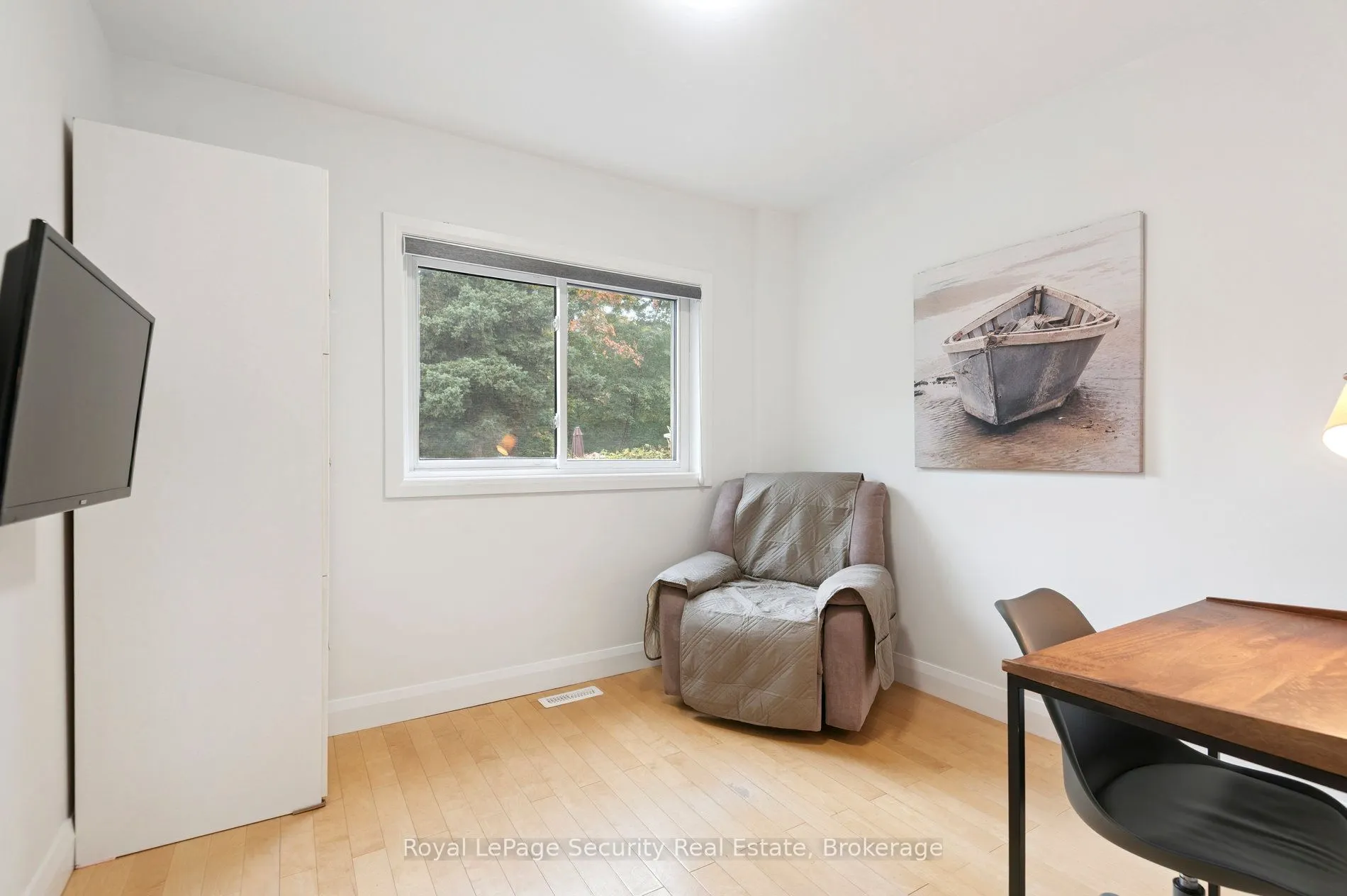 128 Sentinel Road W