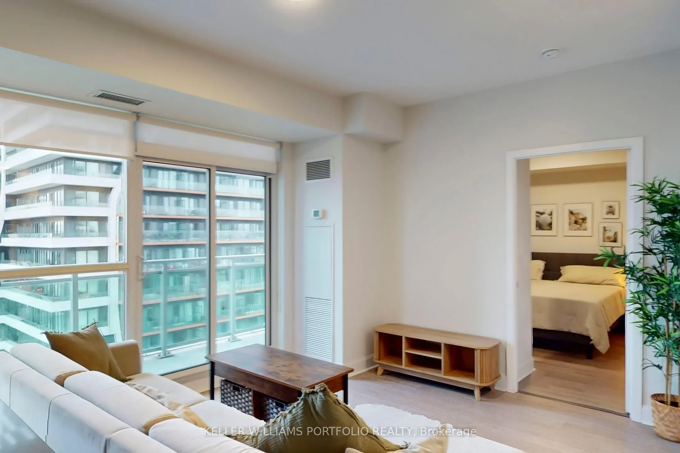 33 Shore Breeze Drive, #1311