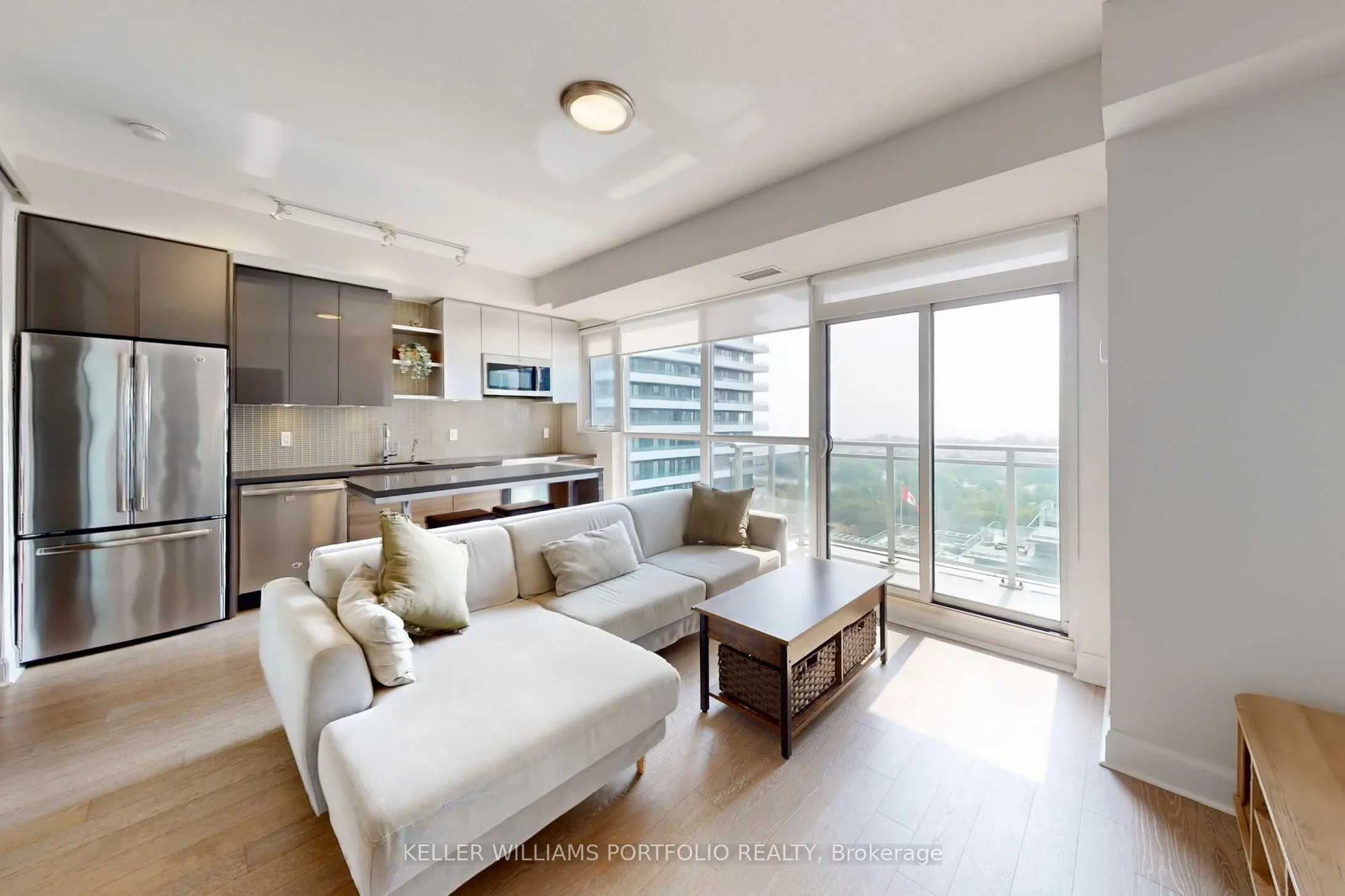 33 Shore Breeze Drive, #1311
