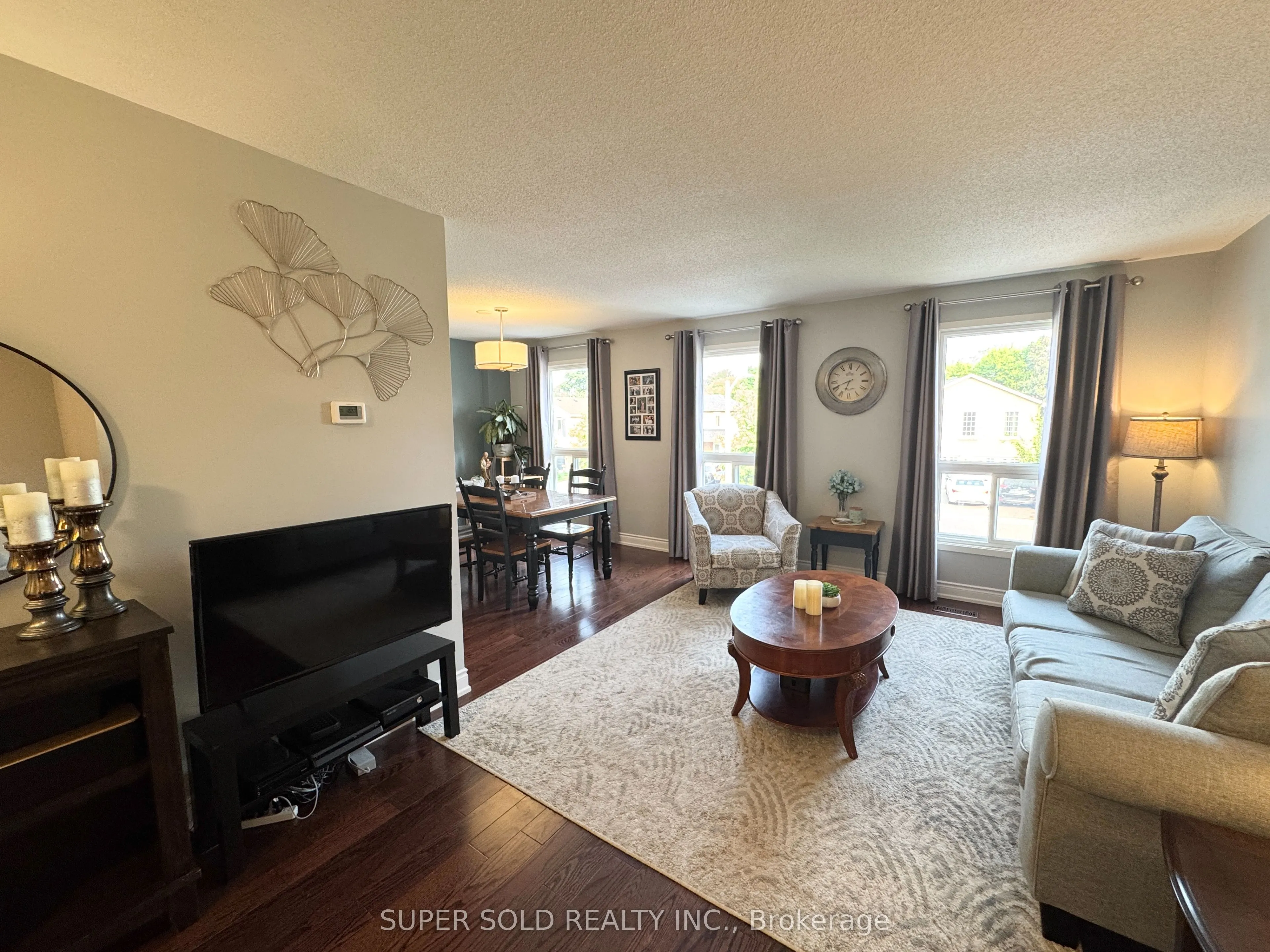 25 Floribunda Crescent