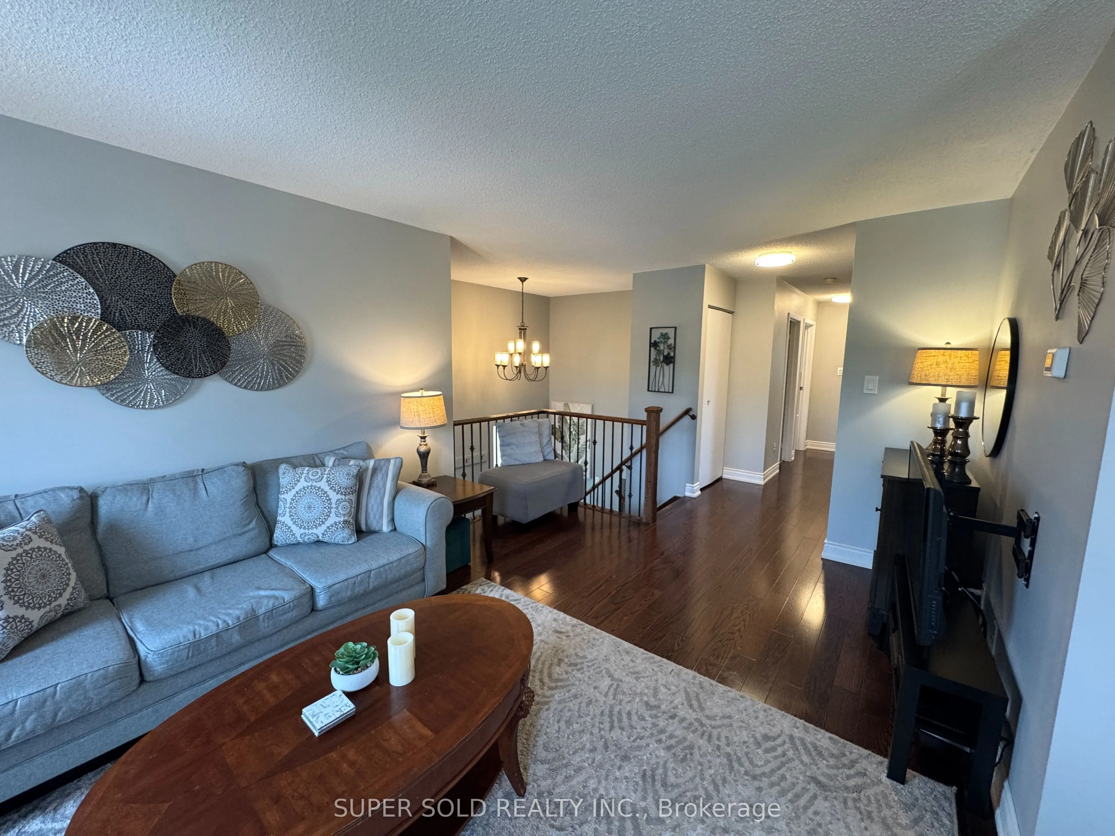 25 Floribunda Crescent