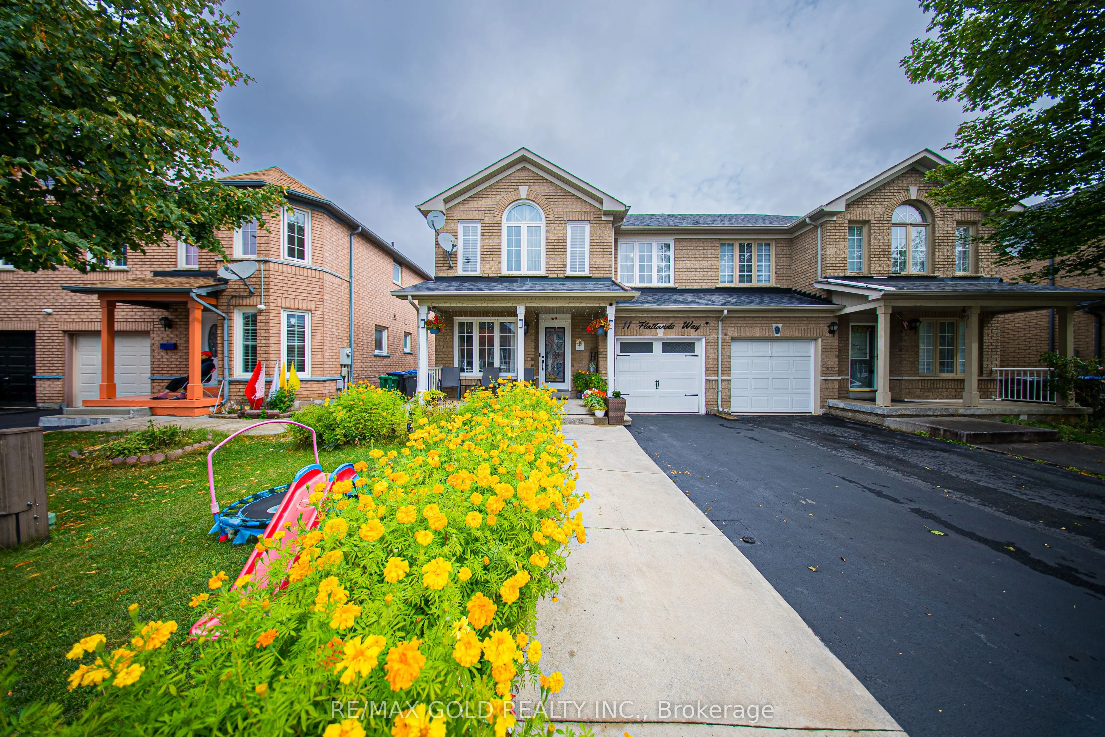 11 Flatlands Way