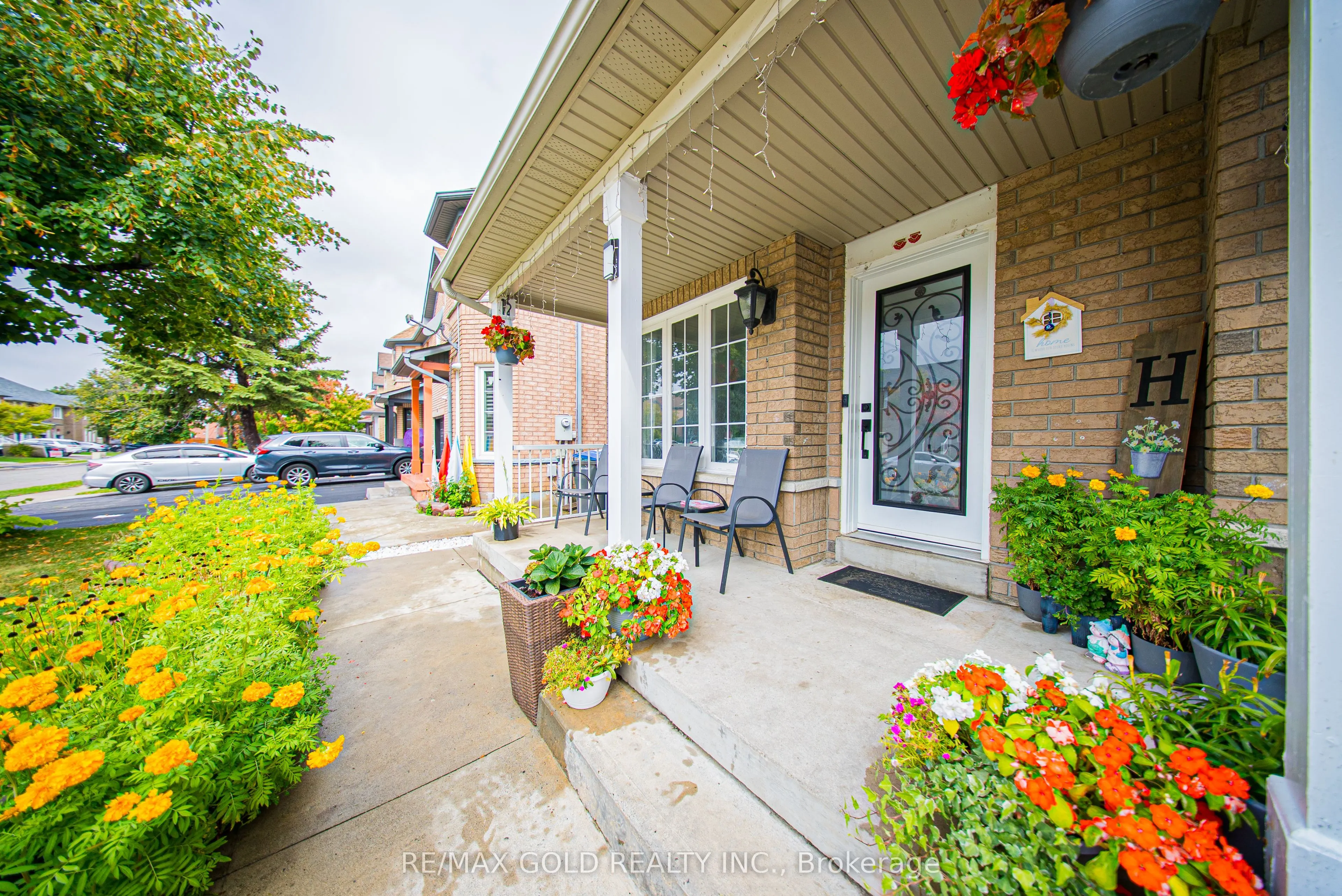11 Flatlands Way
