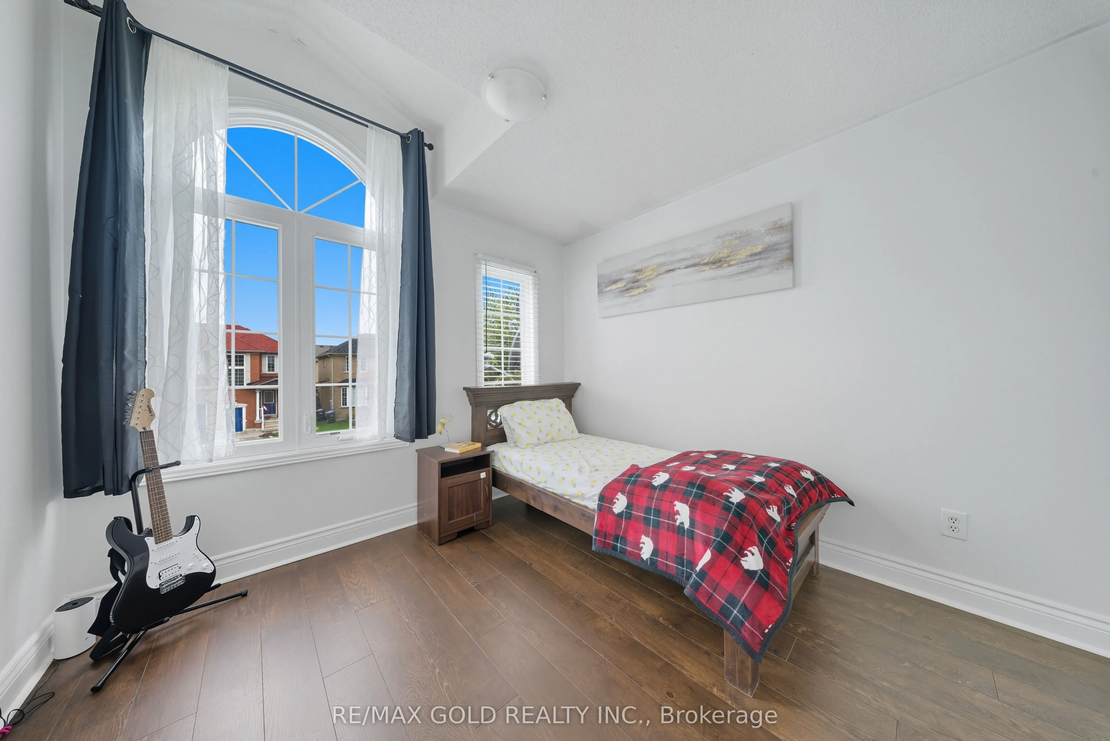 11 Flatlands Way